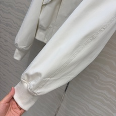 独家首发💕高端原单品质,BV长期主义。巴恩风高智感时髦穿搭!新品夹克外套!定制进口100%小羊皮手工编织领设计创意无限♾ 独家首发💕高端原单品质,BV长期主义。巴恩风高智感时髦穿搭!新品夹克外套!定制进口100%小羊皮手工编织领设计创意无限♾