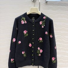高端原单品质❤️ER高智感穿搭!26秋冬新品定位挂毛勾花丝绒玫瑰开衫外套,气质圆领随性优雅高级单品!定位勾织工艺温柔极致 高端原单品质❤️ER高智感穿搭!26秋冬新品定位挂毛勾花丝绒玫瑰开衫外套,气质圆领随性优雅高级单品!定位勾织工艺温柔极致