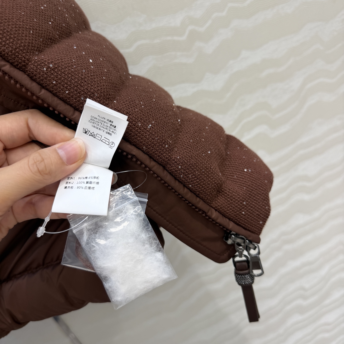 独家首发❤️品质控必入！BC高奢老钱风穿搭！重工珠片纱线轻盈羽绒马甲！新国标进口90%白鹅绒轻盈舒适自带发热保暖功能。进