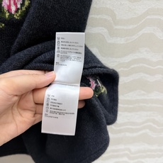 高端原单品质❤️ER高智感穿搭!26秋冬新品定位挂毛勾花丝绒玫瑰长半裙,气质随性优雅高级单品!定位勾织工艺温柔极致优雅的 高端原单品质❤️ER高智感穿搭!26秋冬新品定位挂毛勾花丝绒玫瑰长半裙,气质随性优雅高级单品!定位勾织工艺温柔极致优雅的