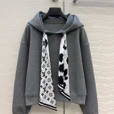 爆单推荐,原单品质❤️L新品系列,MONOGRAM飘带丝巾领结连帽卫衣套装!定制进口太空棉卫衣面料软糯细腻质感超赞!运动 爆单推荐,原单品质❤️L新品系列,MONOGRAM飘带丝巾领结连帽卫衣套装!定制进口太空棉卫衣面料软糯细腻质感超赞!运动