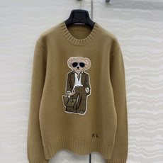 独家首发,原单品质❤️高定紫标RL浓郁美式风,穿西装夹克🧥小熊毛衣!品质控必入。绝美细致到小熊的墨镜和钻石耳钉!认准我家 独家首发,原单品质❤️高定紫标RL浓郁美式风,穿西装夹克🧥小熊毛衣!品质控必入。绝美细致到小熊的墨镜和钻石耳钉!认准我家