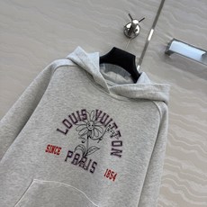 爆单推荐,原单品质❤️L新品系列,MONOGRAM美式复古学院风连帽卫衣套装!定制配色罗纹进口卫衣面料细腻质感超赞!运动 爆单推荐,原单品质❤️L新品系列,MONOGRAM美式复古学院风连帽卫衣套装!定制配色罗纹进口卫衣面料细腻质感超赞!运动