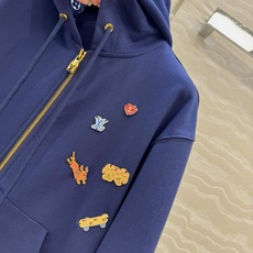 爆单推荐,原单品质❤️L新品系列,MONOGRAM美式复古学院风连帽卫衣套装!汪星人🐶金属配件装饰,进口卫衣面料细腻质感 爆单推荐,原单品质❤️L新品系列,MONOGRAM美式复古学院风连帽卫衣套装!汪星人🐶金属配件装饰,进口卫衣面料细腻质感
