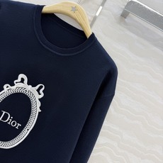 高端原单品质,MissD🧶26秋冬新品❤️Médaillon系列椭圆镜刺绣毛衣。邝玲玲同款。原版定制进口羊毛珠片纱线!瑞 高端原单品质,MissD🧶26秋冬新品❤️Médaillon系列椭圆镜刺绣毛衣。邝玲玲同款。原版定制进口羊毛珠片纱线!瑞