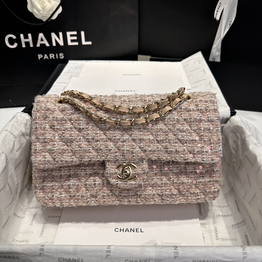 Chanel 24B Pink Sequin Flap Bag, Wool Blend with Gold-Tone Hardware 3 i1725524831 6494 5