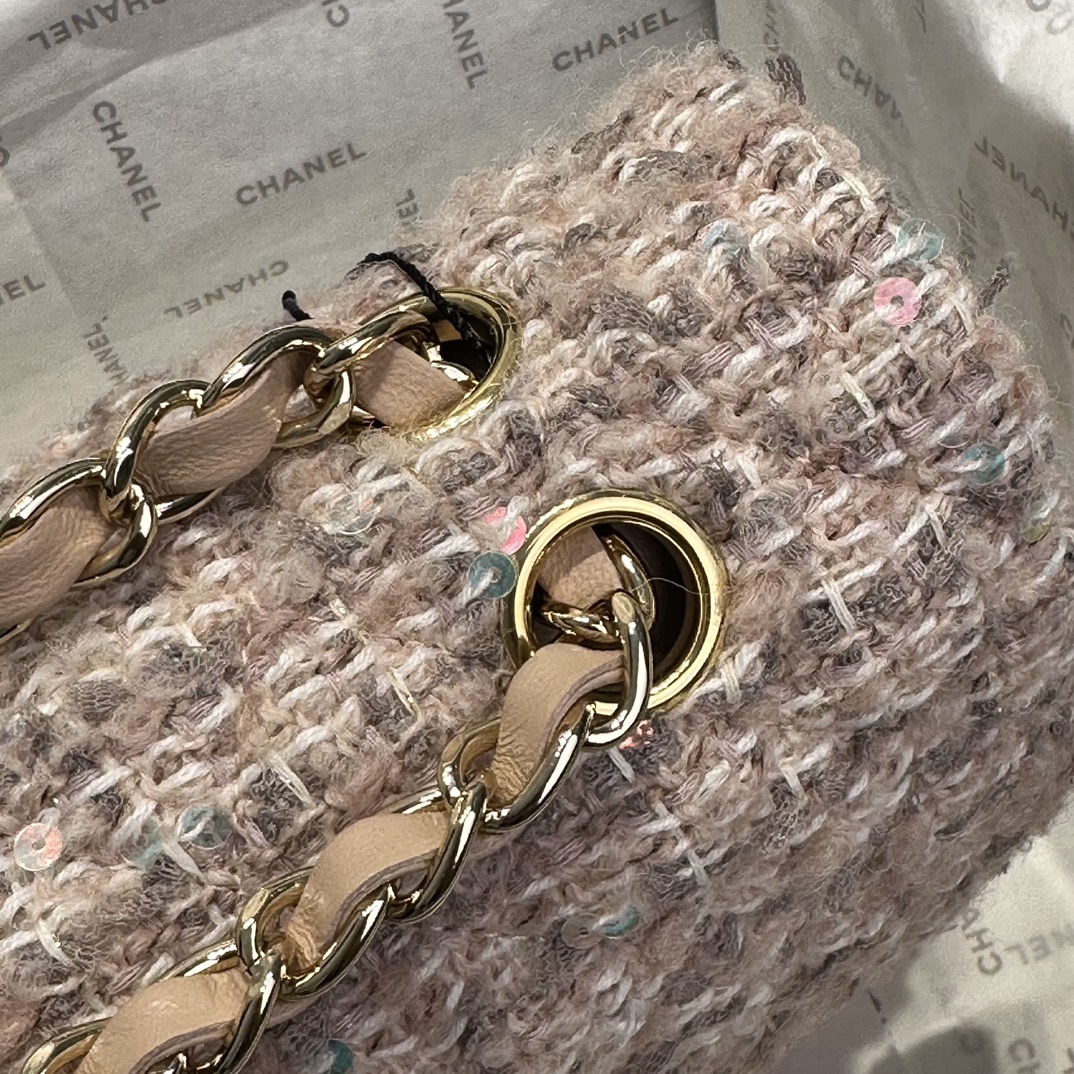 Chanel 24B Pink Sequin Flap Bag, Wool Blend with Gold-Tone Hardware 5 i1725524831 7012 2