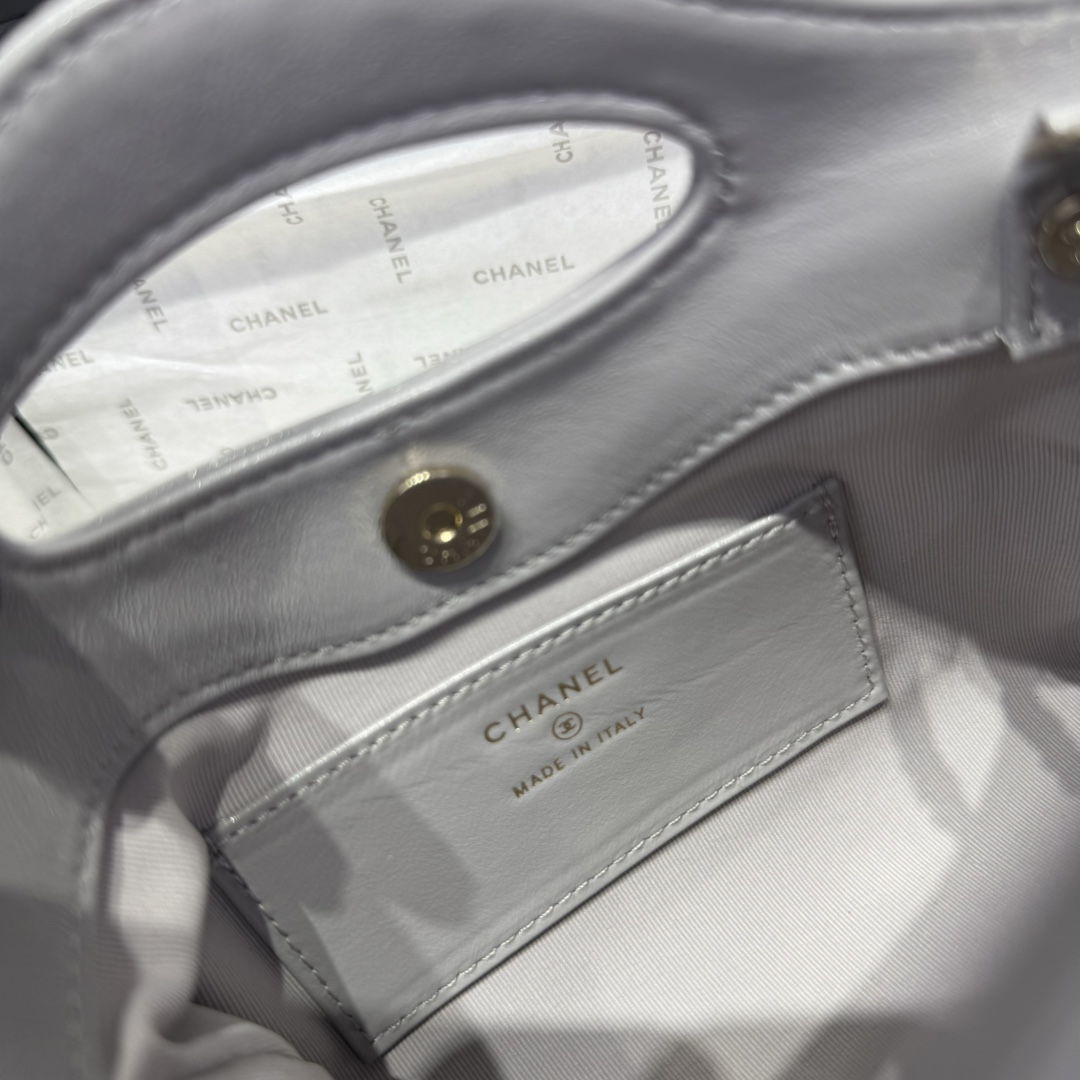 Chanel 25s 31 Bag Nano: Stylish & Timeless Top Handle Bag - AS3656 8 i1742967481 3309 7