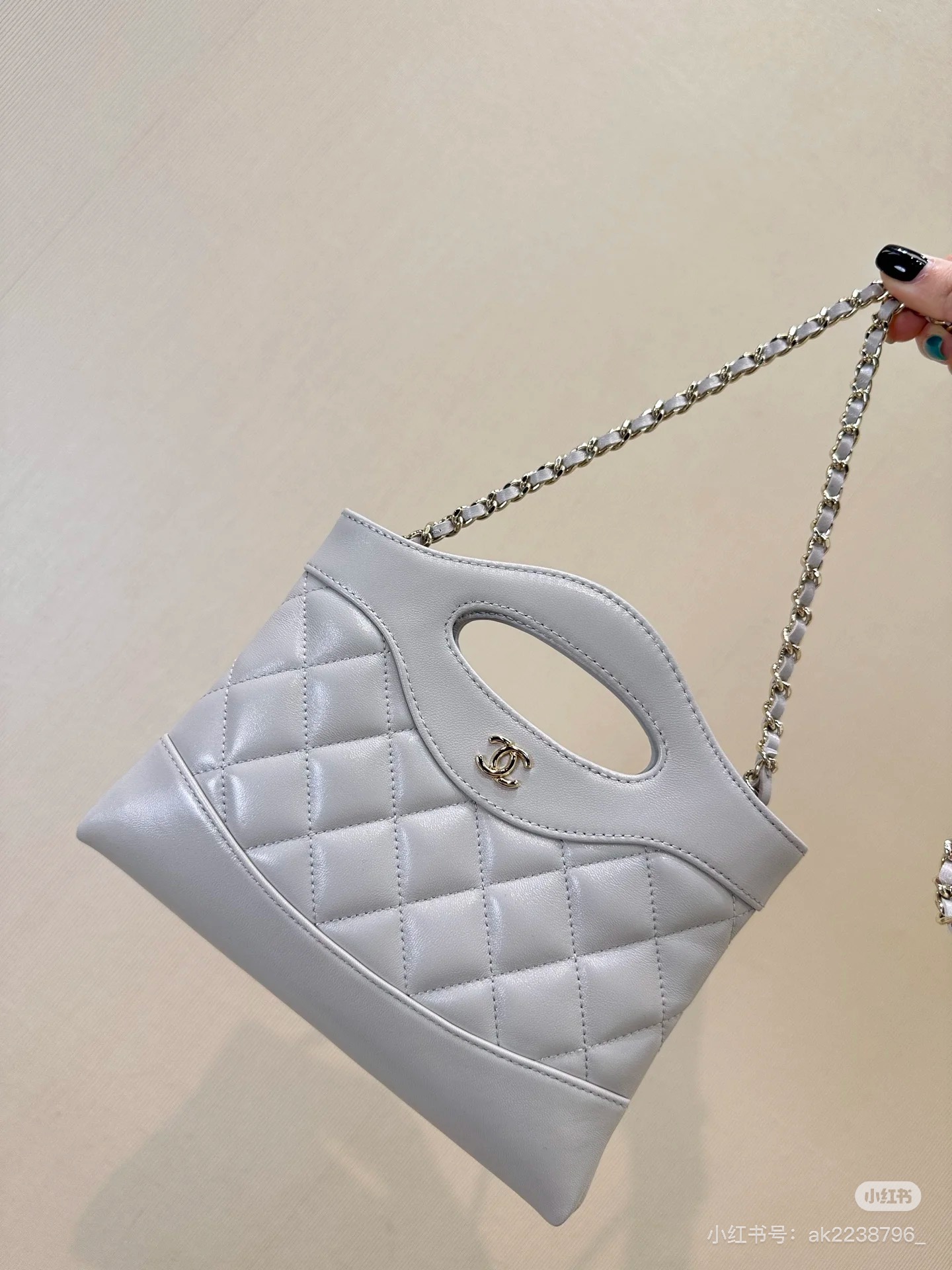 Chanel 25s 31 Bag Nano White Quilted Leather Top Handle Crossbody Bag 3 i1742967513 8702 3