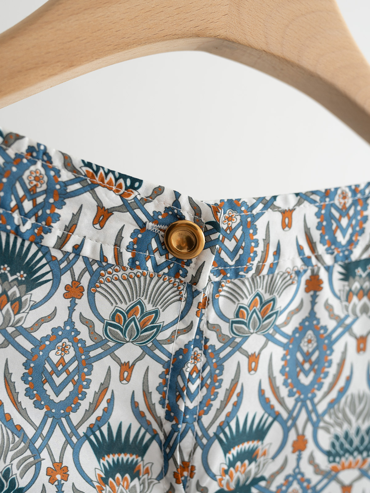 Loro Piana Silk Scarf with Aperitivo Print - Elegant & Refined Style 7 i1749206491631 5155 0 2