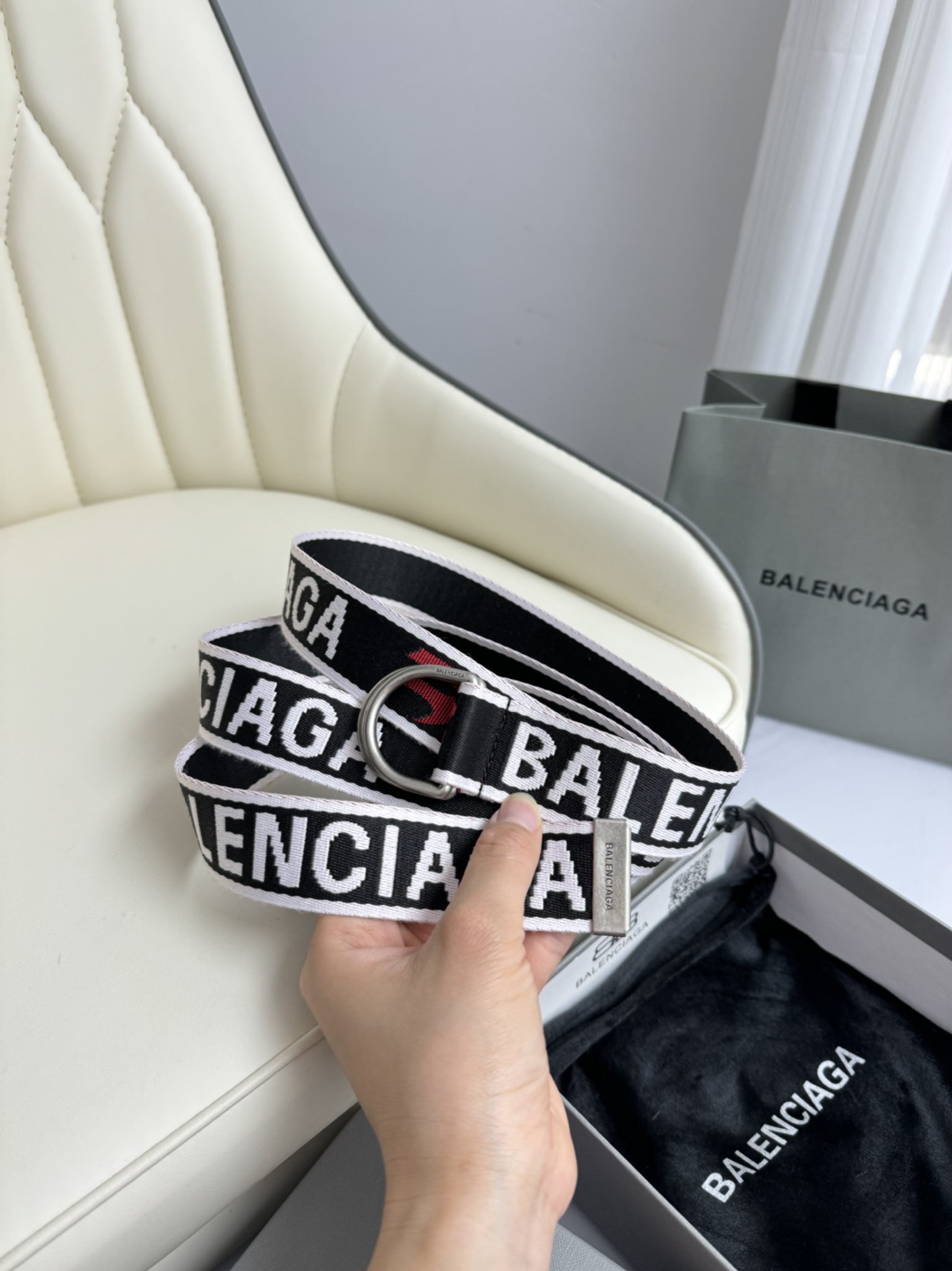 “Paris Family Upgrades with ZP Development Band: Perfect and Super Good” - 图片 2
