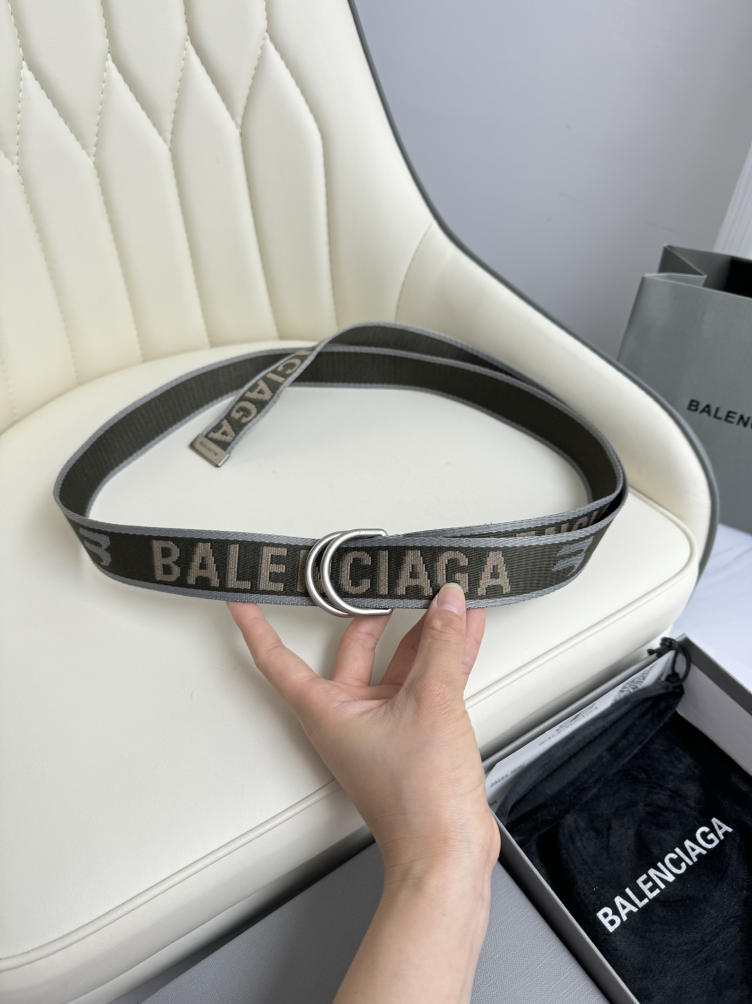 “Paris Family Upgrades with Perfect ZP Development Band” - 图片 8