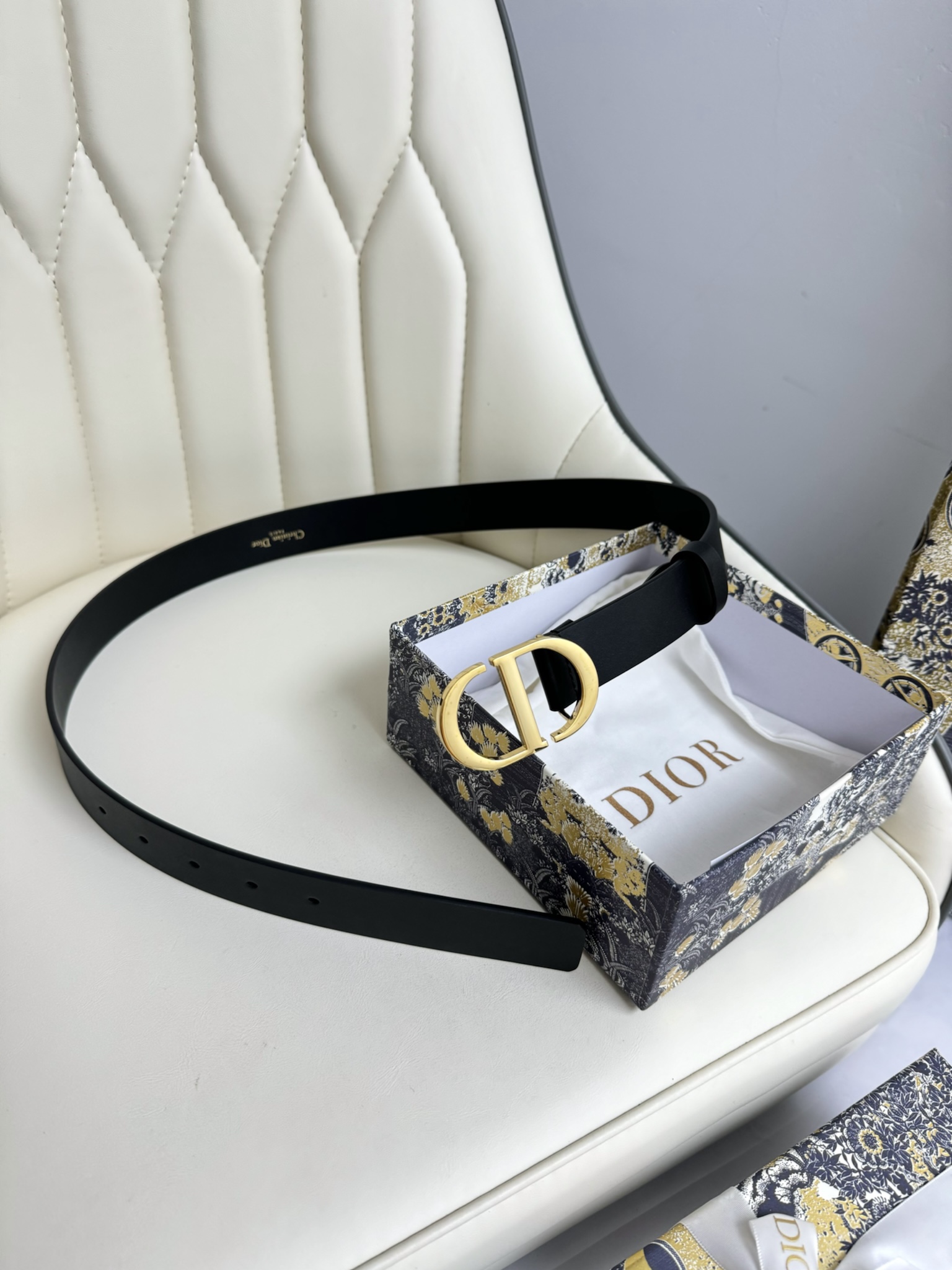 Dior.女款迪奥全套包装3.0cm腰带双面原版牛皮搭配CD标志性扣头