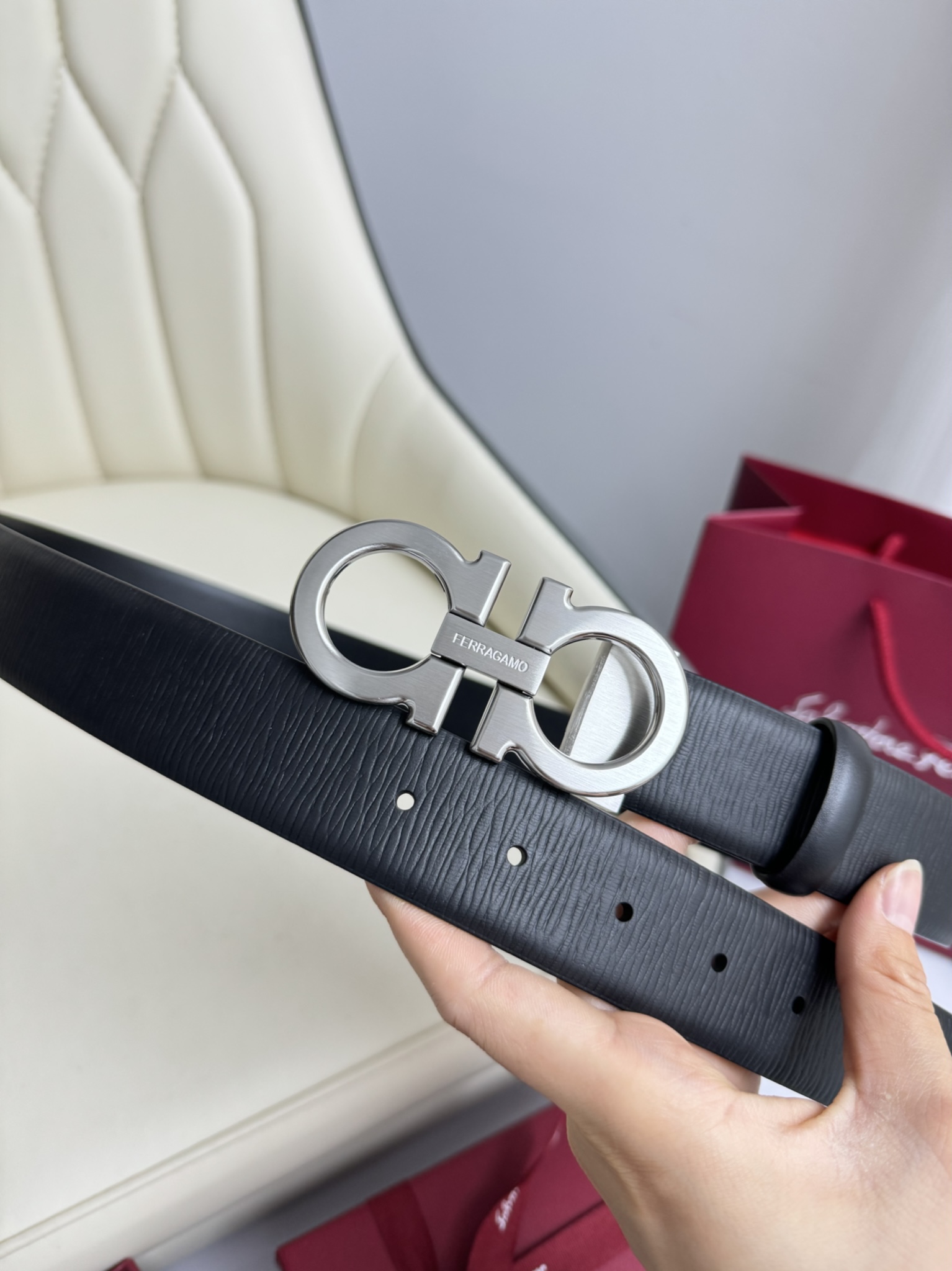 菲拉格慕 双面原厂进口头层牛皮 双面使用 真空电镀铜扣-Chinese UA Cheap High Quatity Brand Clothes Bags handbags Sneakers wholesale wholesaler seller from China Factory suppliers Fashion Clothing Shoes best Quality Beautiful Price 菲拉格慕 双面原厂进口头层牛皮 双面使用 真空电镀铜扣