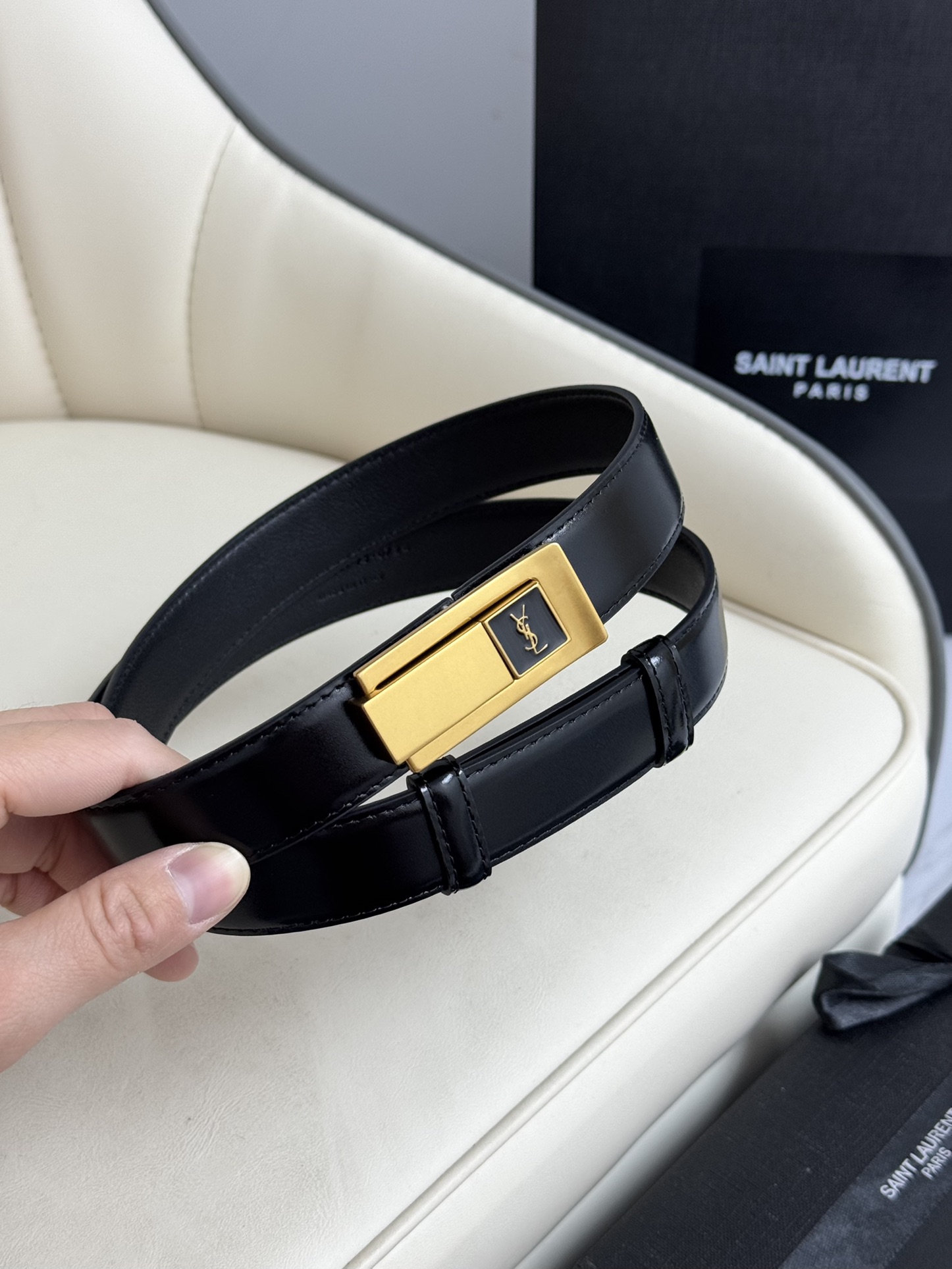  Saint Laurent 圣罗兰女士腰带皮带 原厂真金电渡扣头，意大利原厂皮，宽2.5cm，代购级。