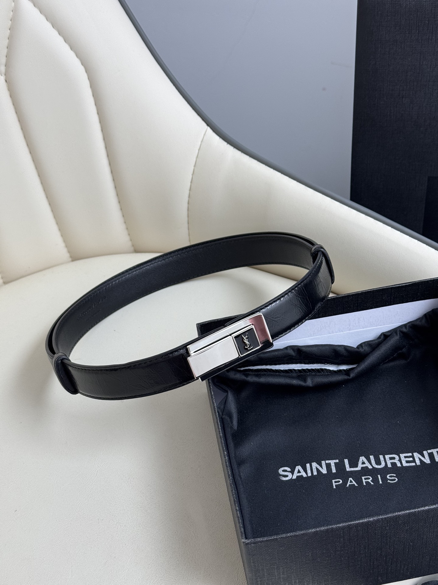  Saint Laurent 圣罗兰女士腰带皮带 原厂真金电渡扣头，意大利原厂皮，宽2.5cm，代购级。