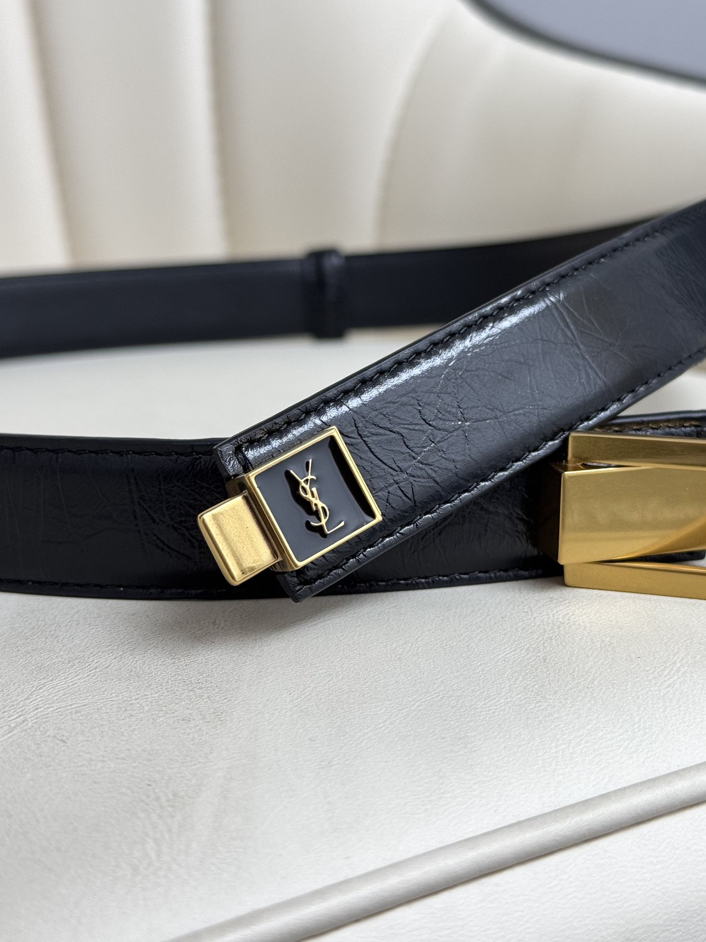  Saint Laurent 圣罗兰女士腰带皮带 原厂真金电渡扣头，意大利原厂皮，宽2.5cm，代购级。