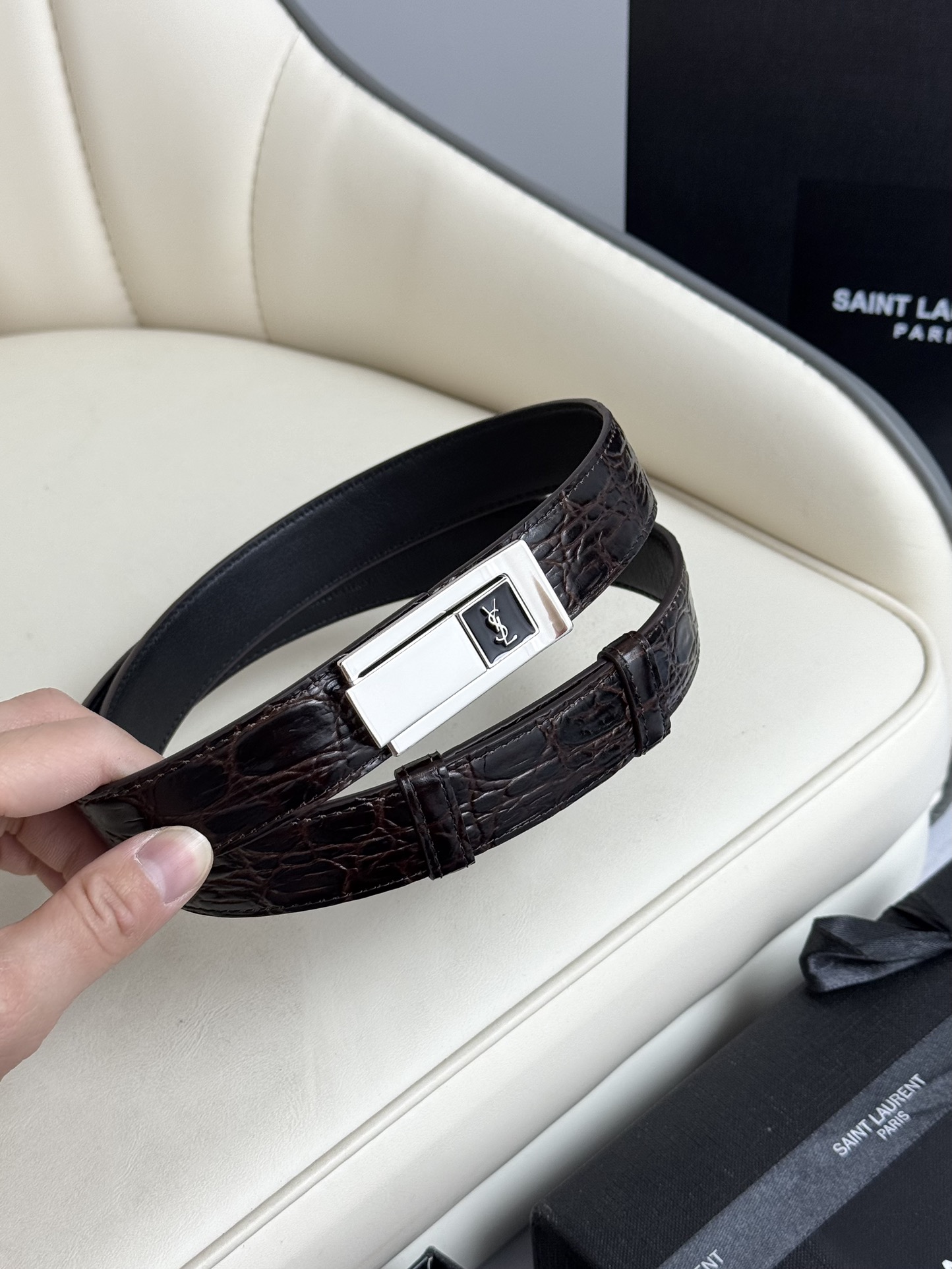  Saint Laurent 圣罗兰女士腰带皮带 原厂真金电渡扣头，意大利原厂皮，宽2.5cm，代购级。