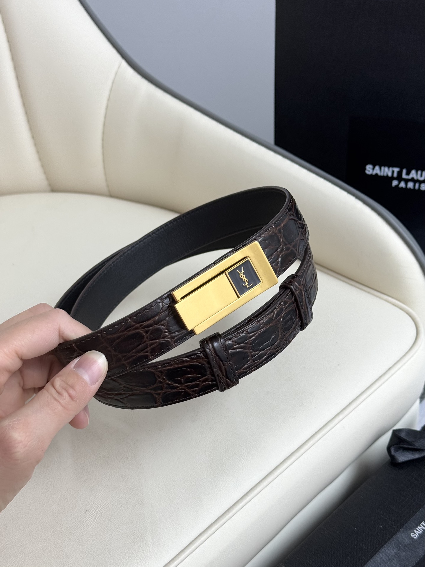  Saint Laurent 圣罗兰女士腰带皮带 原厂真金电渡扣头，意大利原厂皮，宽2.5cm，代购级。