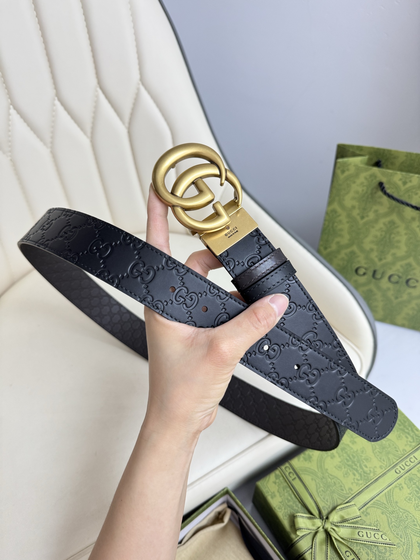 
Gucci，原厂精密电渡扣头，意大利原厂皮，宽3.8cm，代购级。