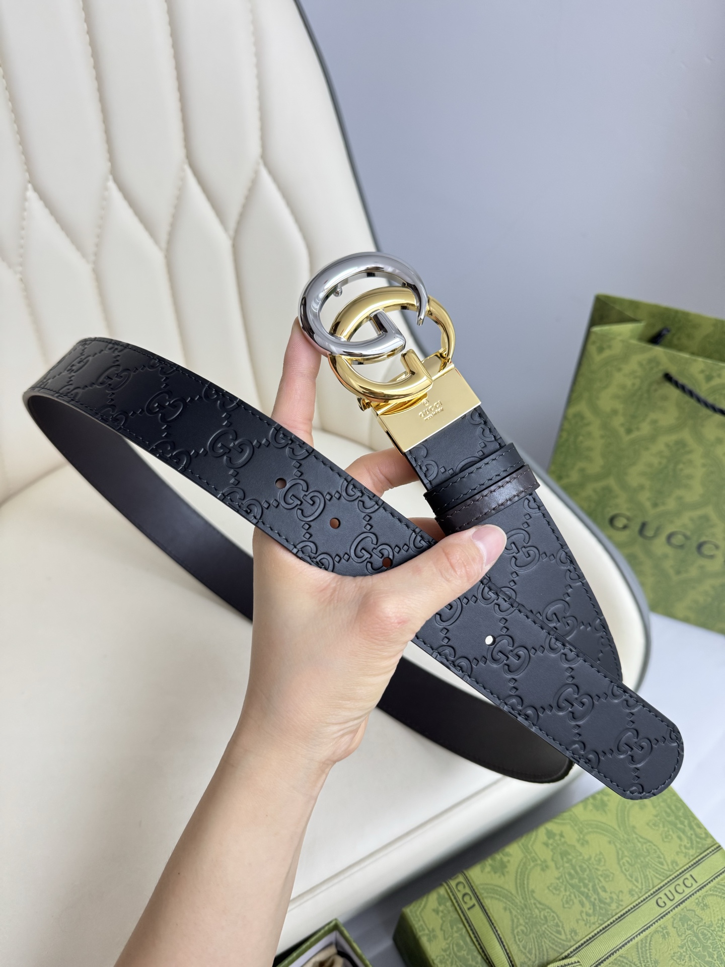 
Gucci，原厂精密电渡扣头，意大利原厂皮，宽3.8cm，代购级。