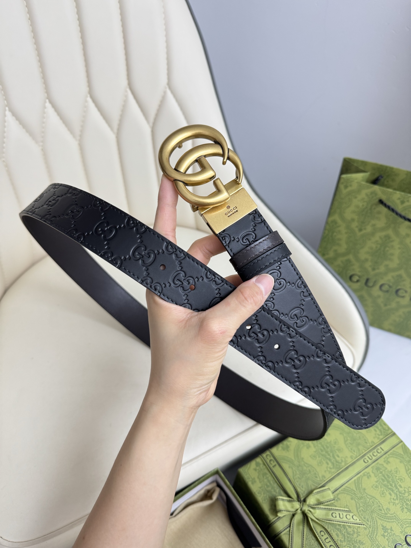 
Gucci，原厂精密电渡扣头，意大利原厂皮，宽3.8cm，代购级。