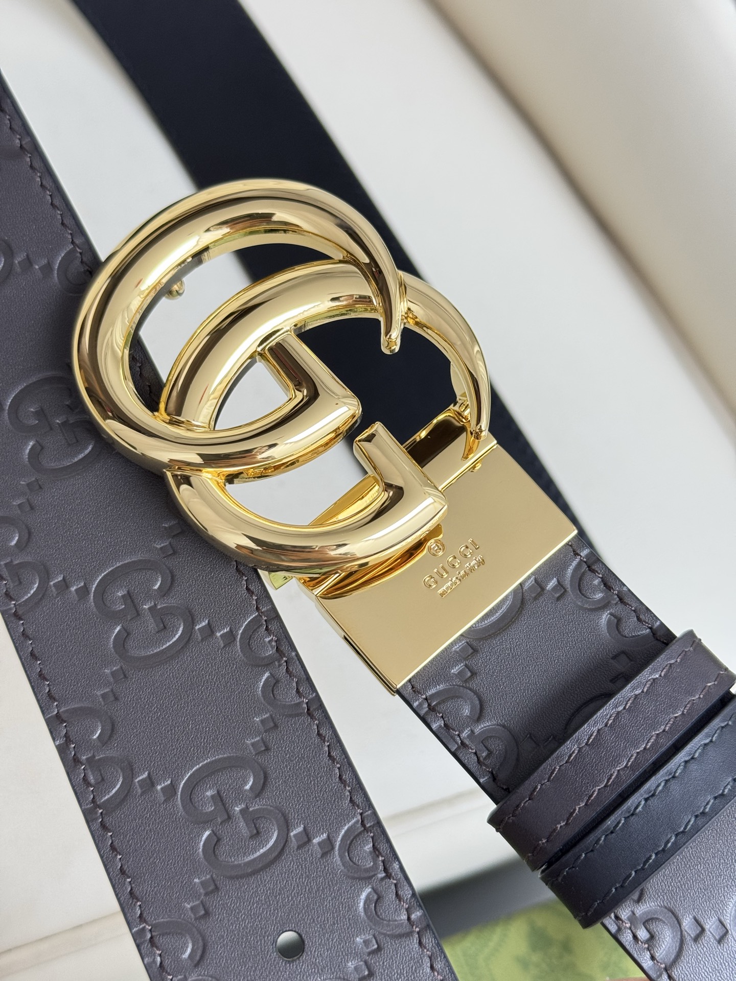 
Gucci，原厂精密电渡扣头，意大利原厂皮，宽3.8cm，代购级。