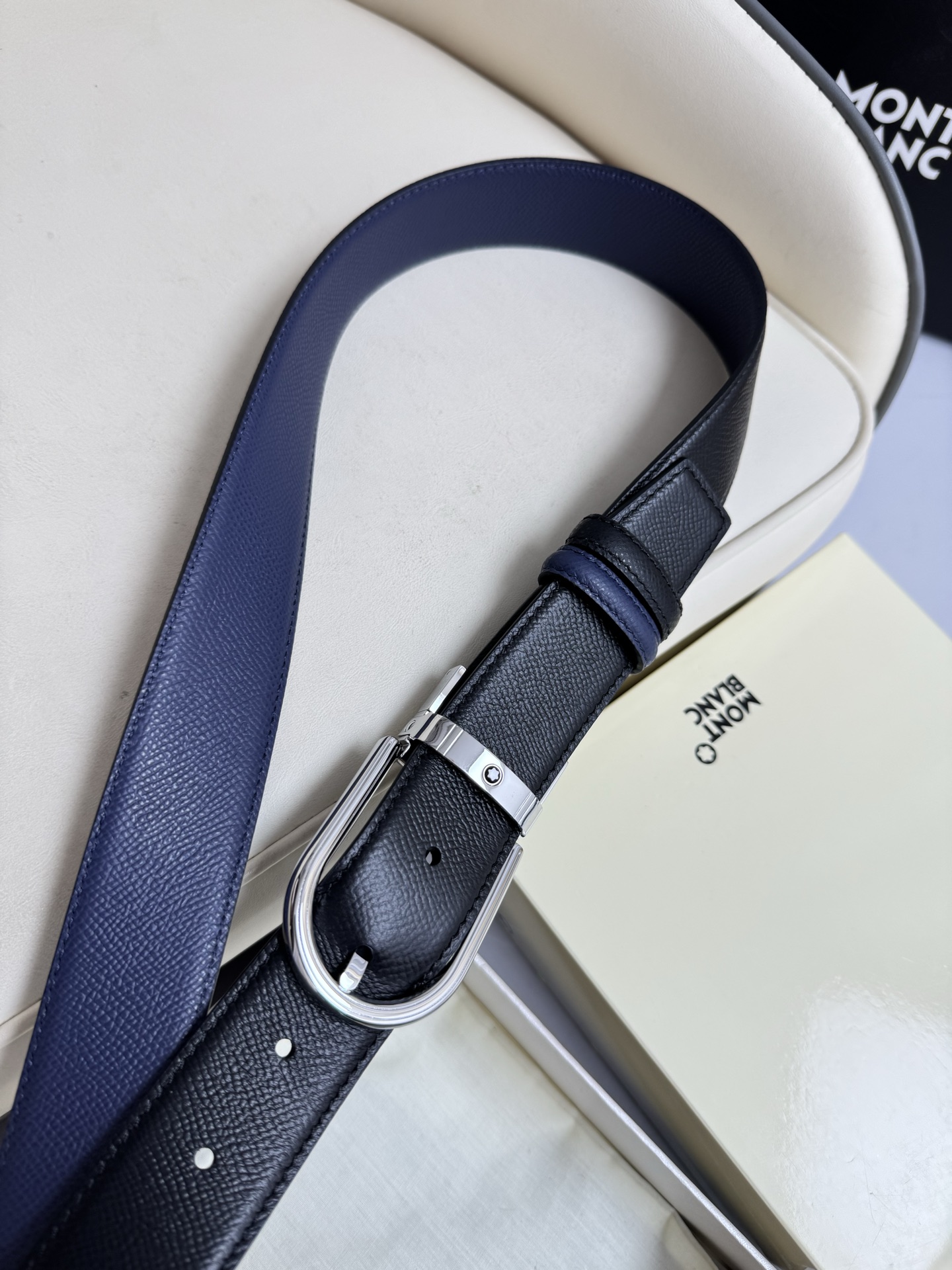 上質でスタイリッシュなベルトを厳選