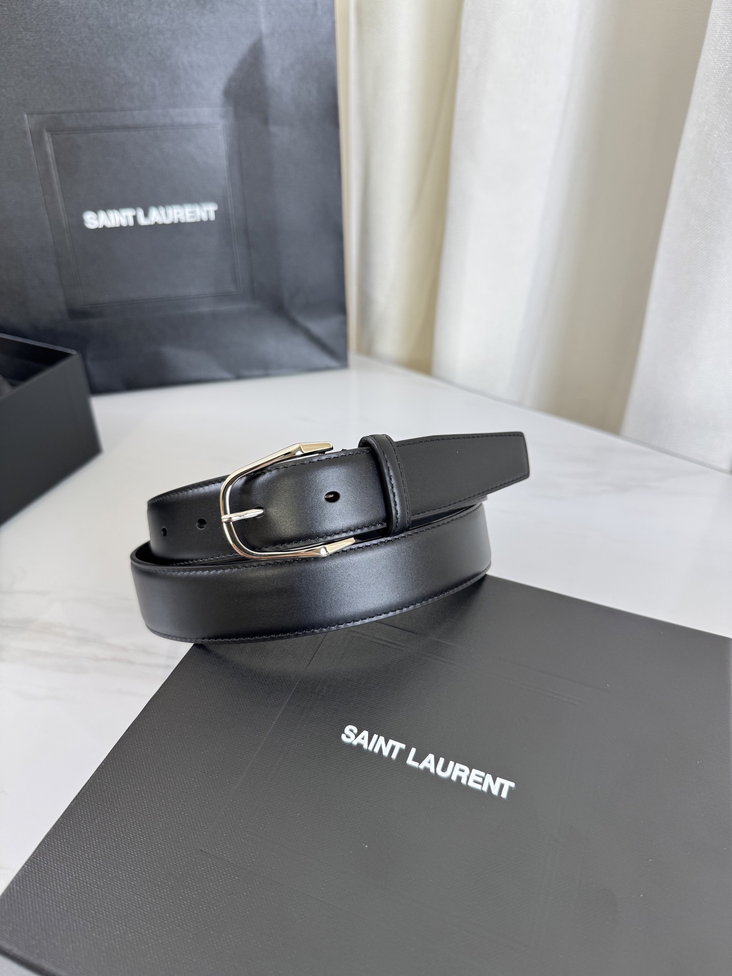 2025 开春秀款Saint Laurent 圣罗兰女士腰带皮带 原厂真金电渡扣头，意大利原厂皮，宽3.