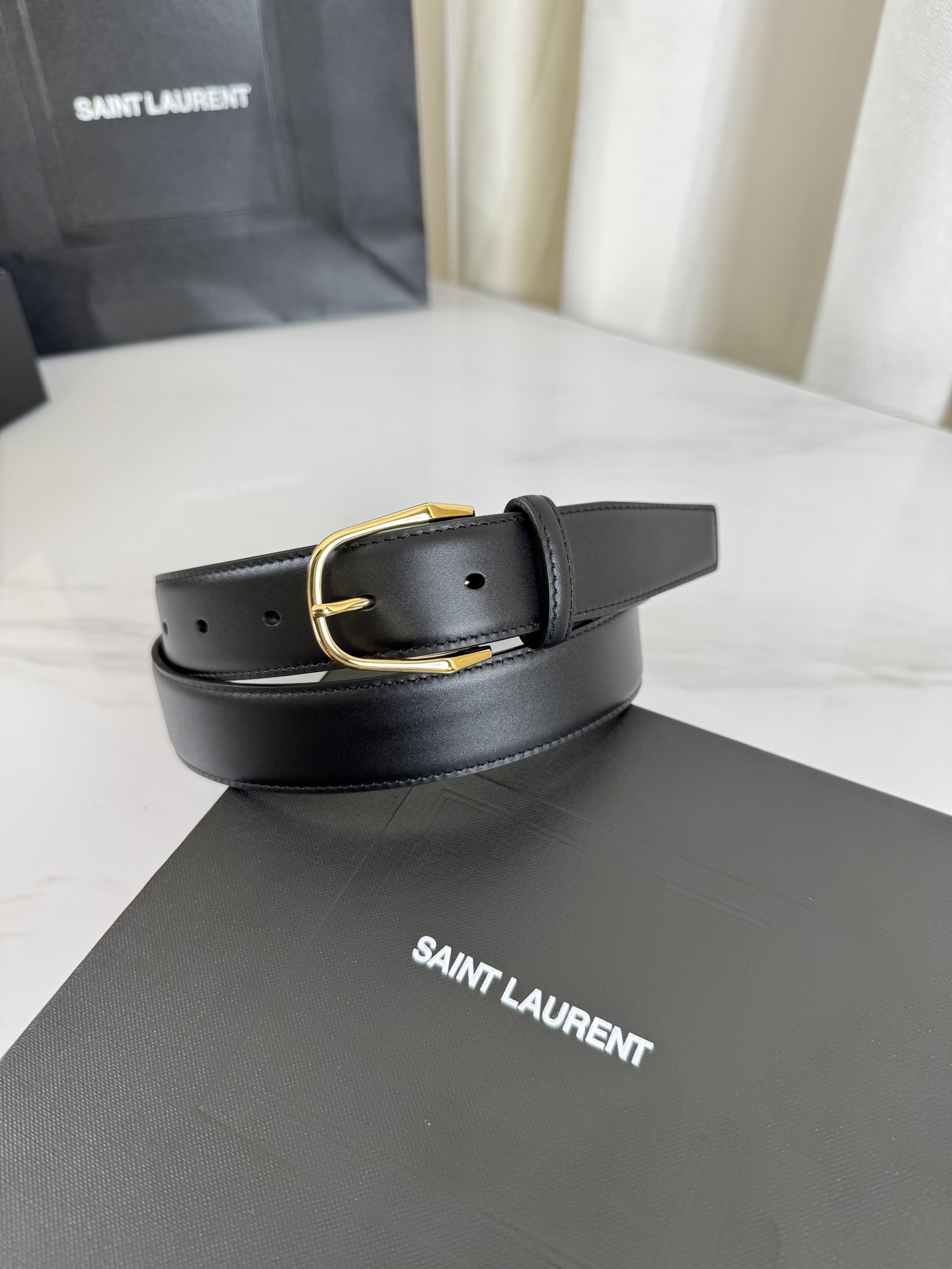 2025 开春秀款Saint Laurent 圣罗兰女士腰带皮带 原厂真金电渡扣头，意大利原厂皮，宽3.