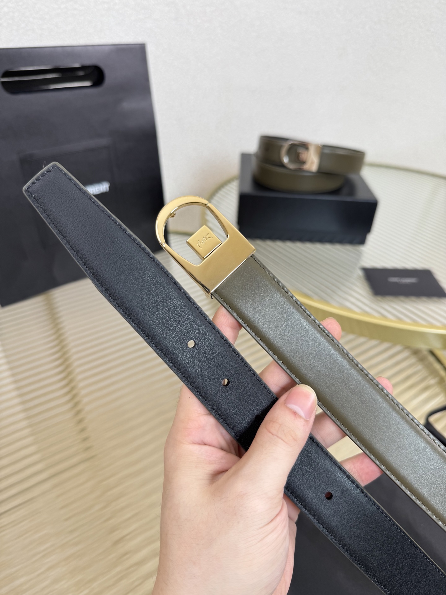 생로랑 금도금 버클 천연 가죽 여성 벨트 상세 이미지 5