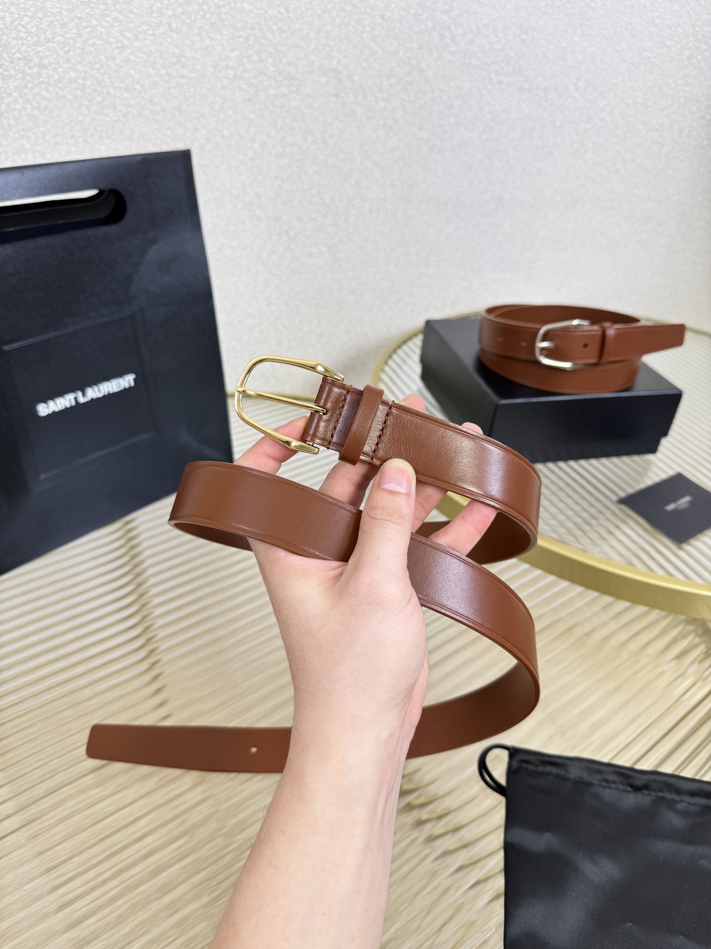 2025 开春秀款Saint Laurent 圣罗兰女士腰带皮带 原厂真金电渡扣头，意大利原厂皮，宽3.