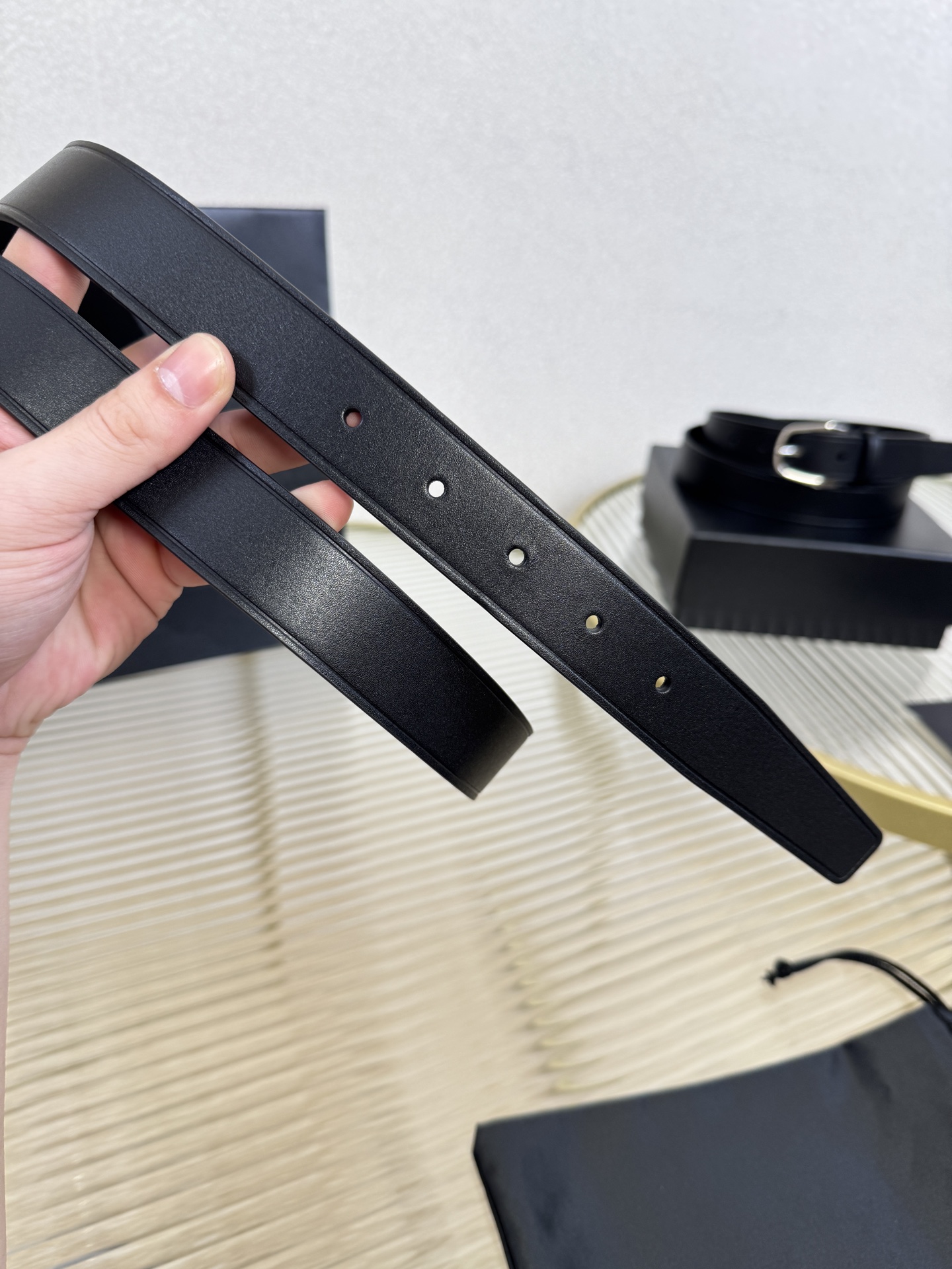 2025 开春秀款Saint Laurent 圣罗兰女士腰带皮带 原厂真金电渡扣头，意大利原厂皮，宽3.