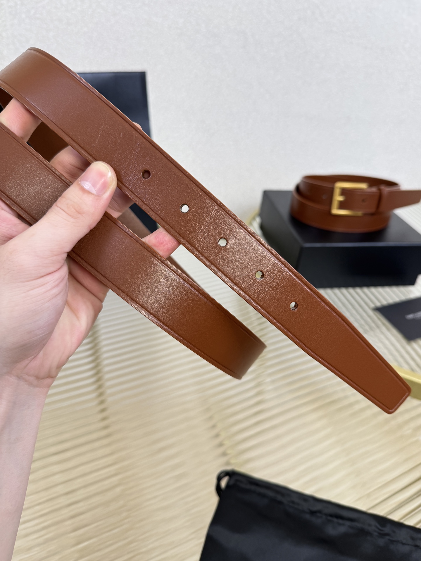 2025 开春秀款Saint Laurent 圣罗兰女士腰带皮带 原厂真金电渡扣头，意大利原厂皮，宽3.0cm，代购级。🅿️170