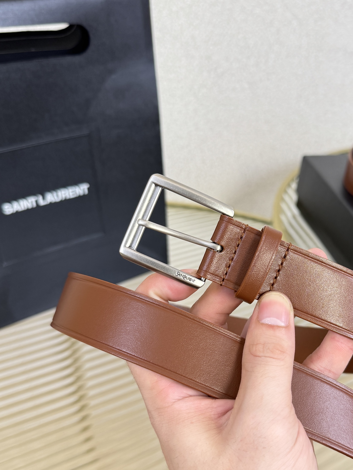 2025 开春秀款Saint Laurent 圣罗兰女士腰带皮带 原厂真金电渡扣头，意大利原厂皮，宽3.