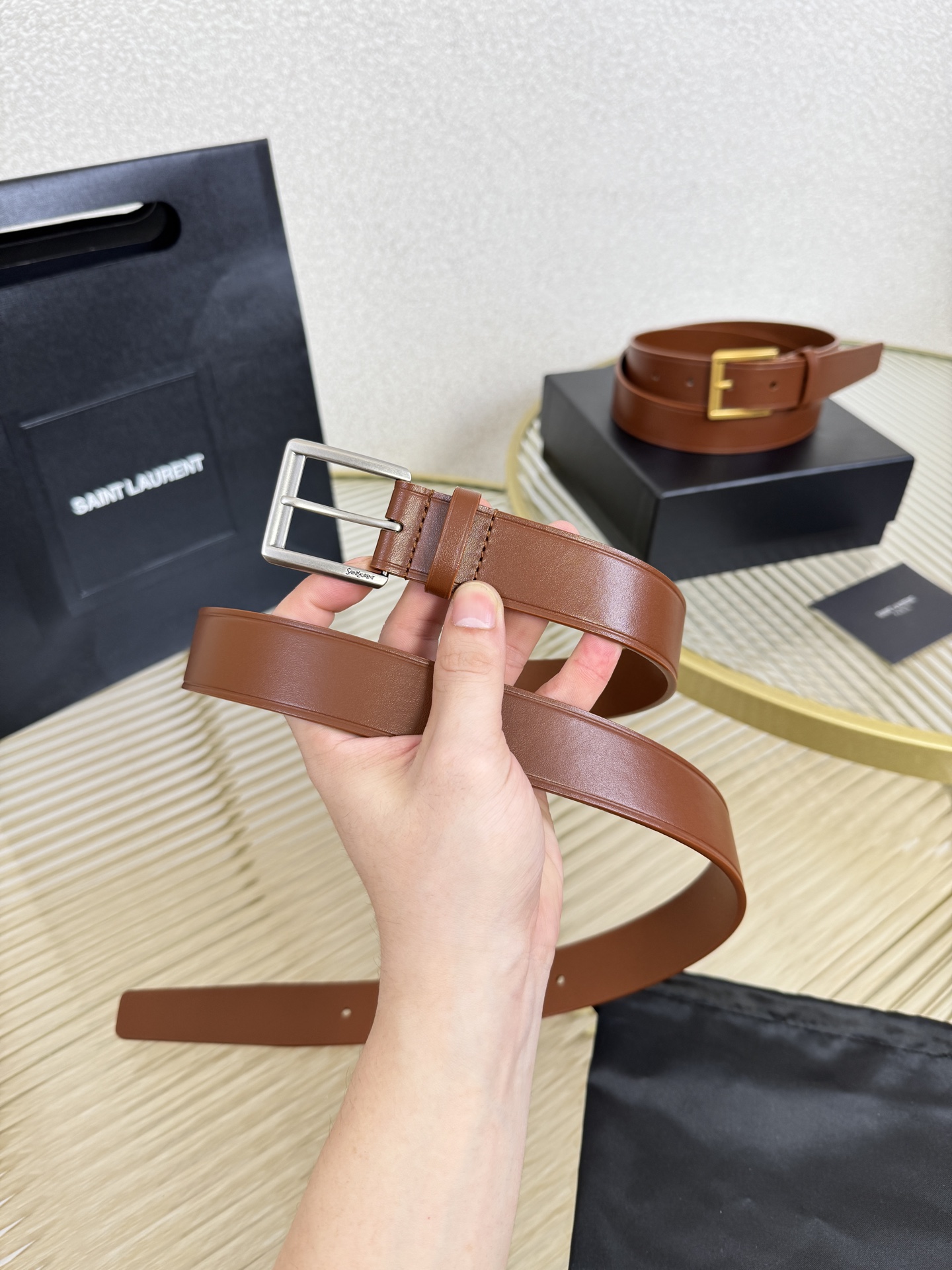 2025 开春秀款Saint Laurent 圣罗兰女士腰带皮带 原厂真金电渡扣头，意大利原厂皮，宽3.