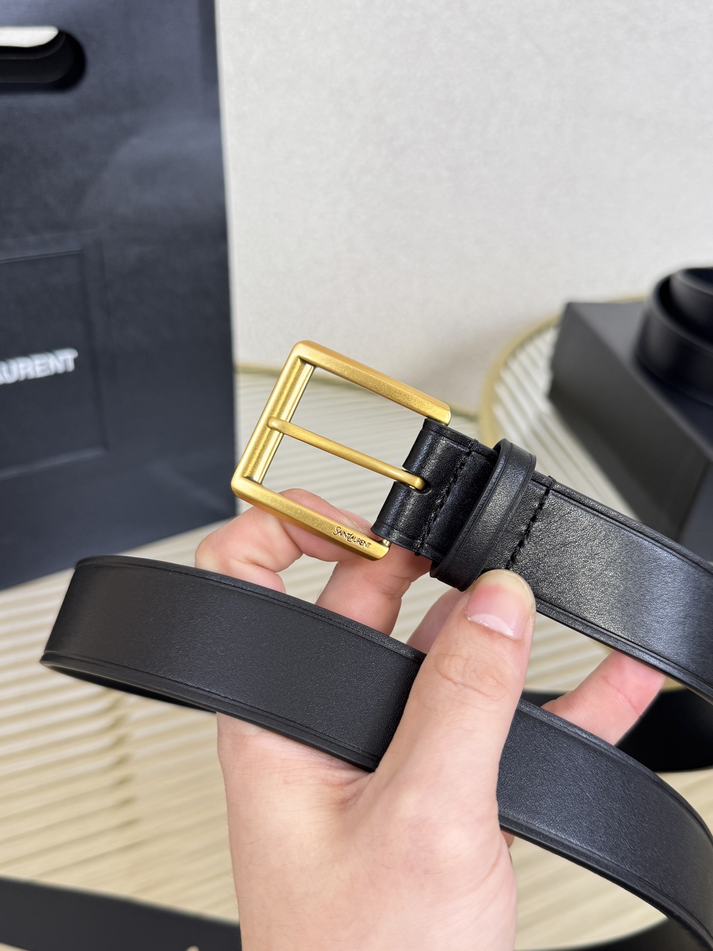 2025 开春秀款Saint Laurent 圣罗兰女士腰带皮带 原厂真金电渡扣头，意大利原厂皮，宽3.0cm，代购级。🅿️170