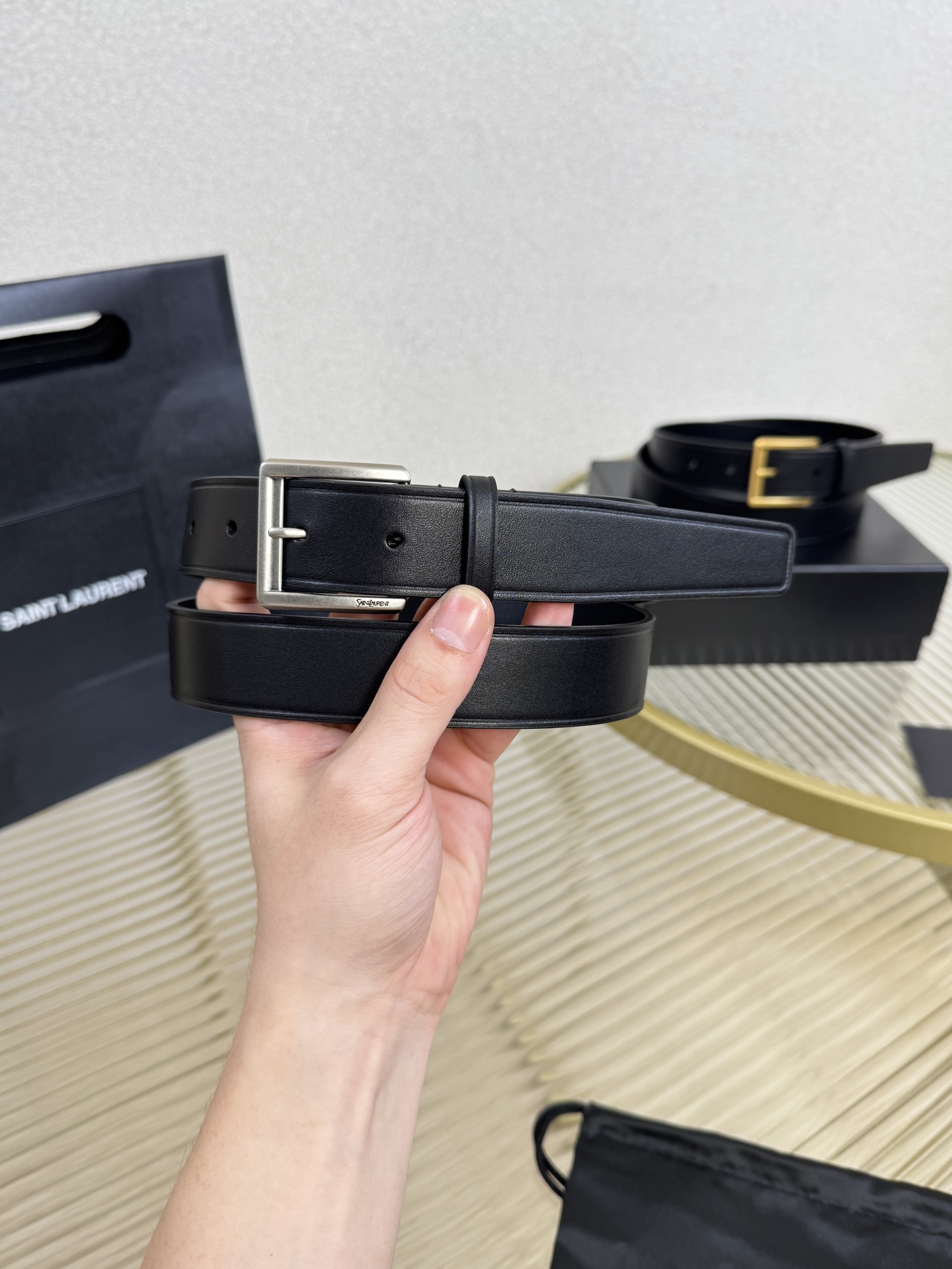 2025 开春秀款Saint Laurent 圣罗兰女士腰带皮带 原厂真金电渡扣头，意大利原厂皮，宽3.0cm，代购级。🅿️170