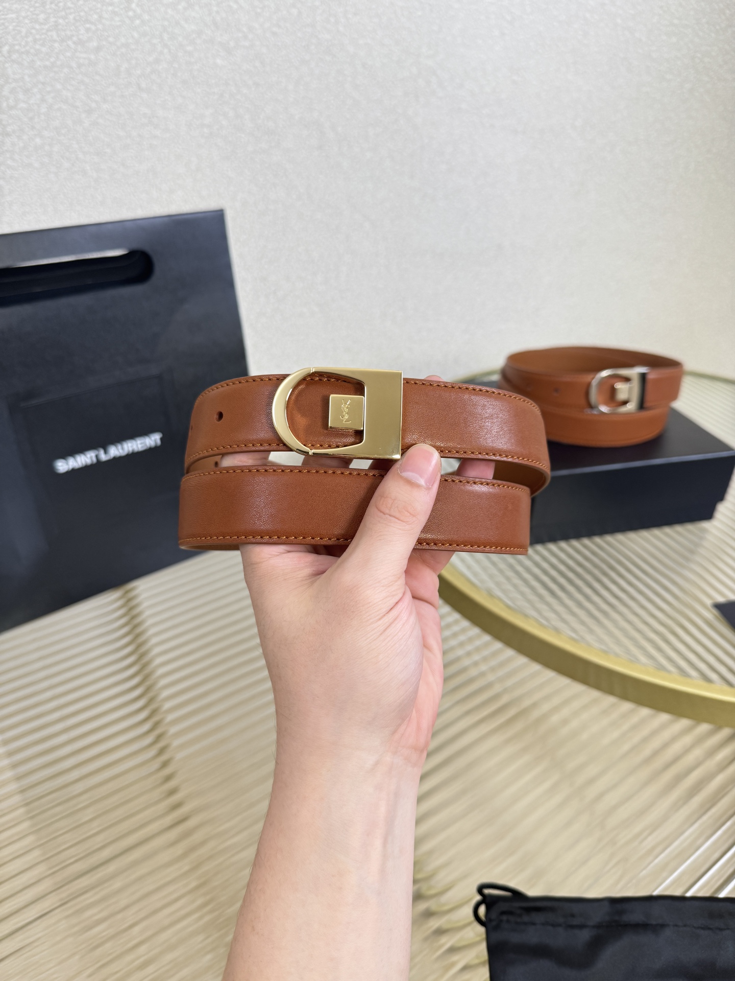 2025 开春秀款Saint Laurent 圣罗兰女士腰带皮带 原厂真金电渡扣头，意大利原厂皮，宽3.