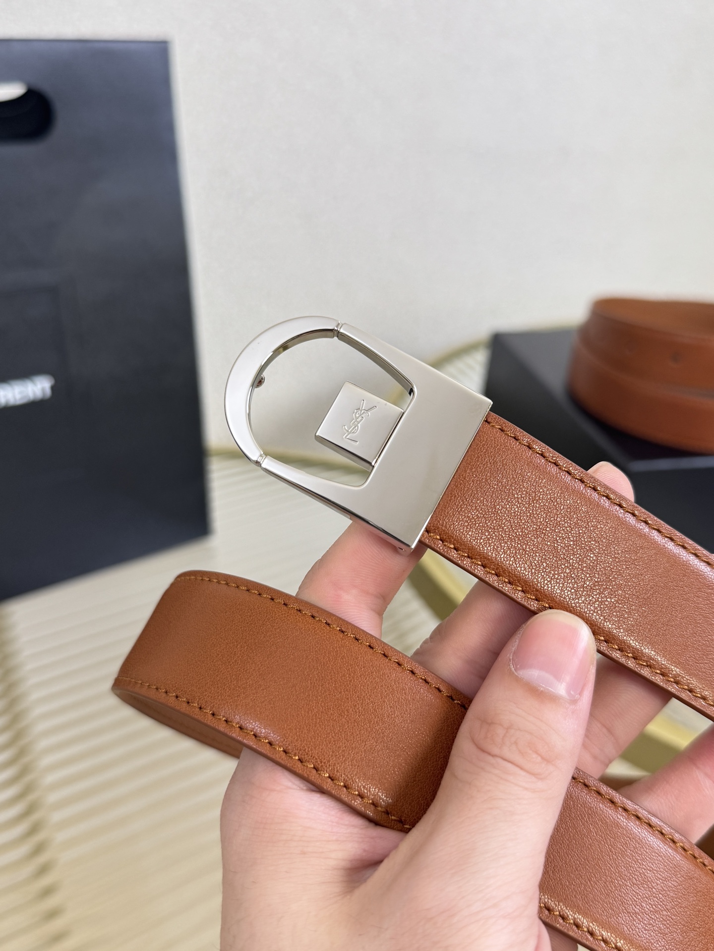 2025 开春秀款Saint Laurent 圣罗兰女士腰带皮带 原厂真金电渡扣头，意大利原厂皮，宽3.