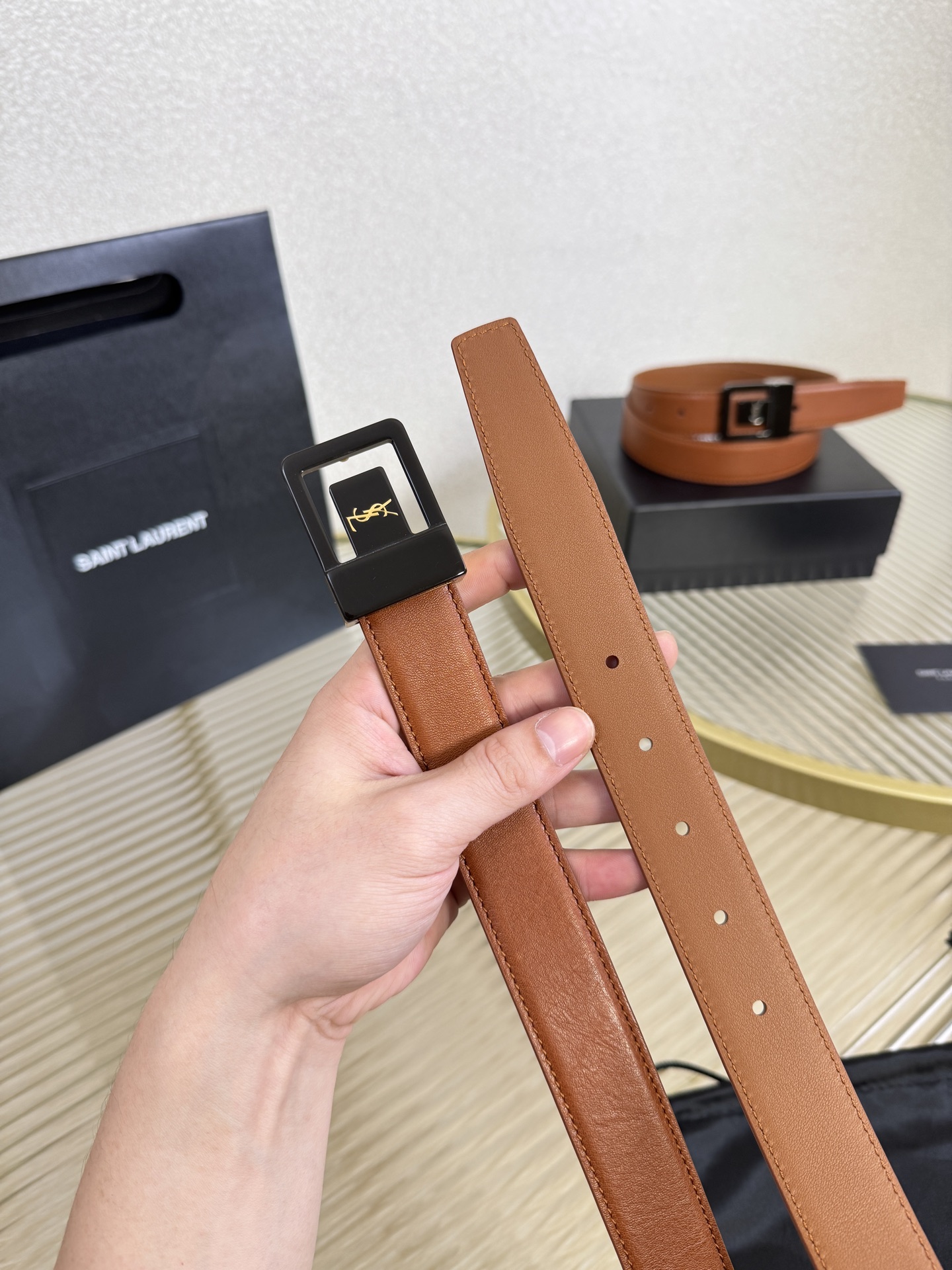 2025 开春秀款Saint Laurent 圣罗兰女士腰带皮带 原厂真金电渡扣头，意大利原厂皮，宽3.