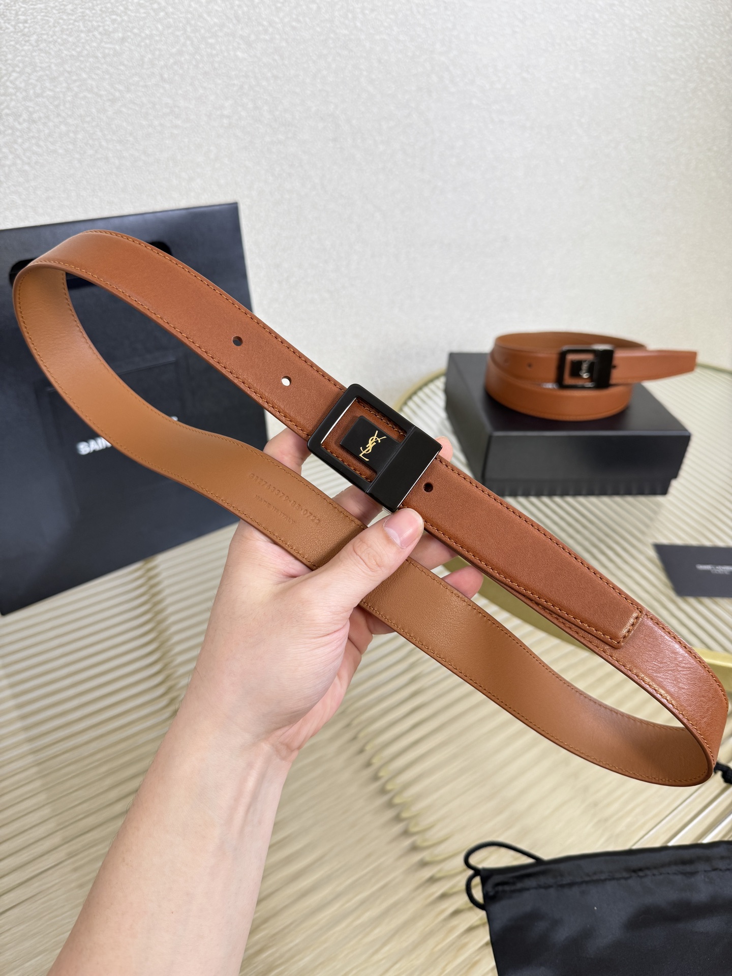2025 开春秀款Saint Laurent 圣罗兰女士腰带皮带 原厂真金电渡扣头，意大利原厂皮，宽3.