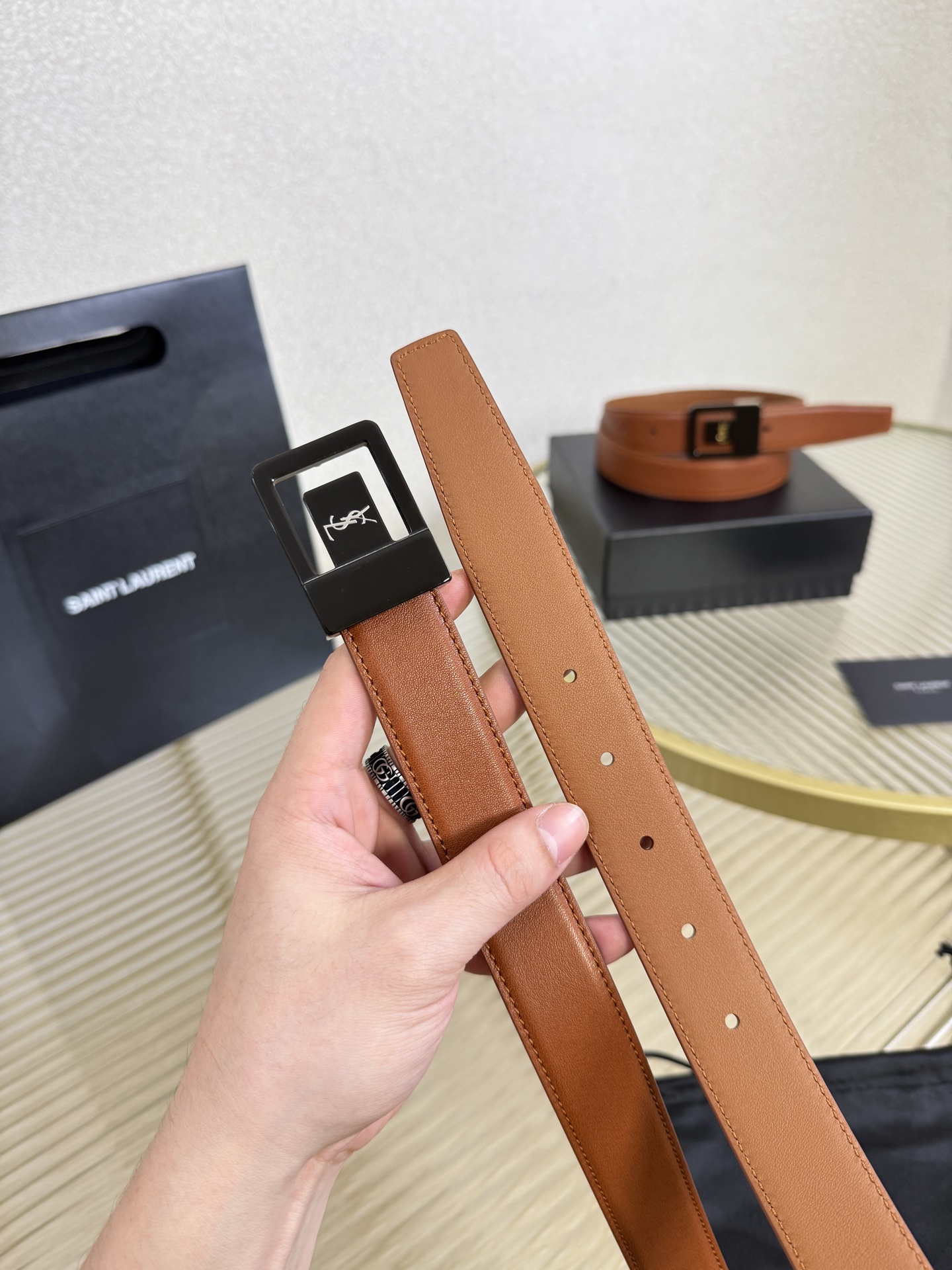 2025 开春秀款Saint Laurent 圣罗兰女士腰带皮带 原厂真金电渡扣头，意大利原厂皮，宽3.
