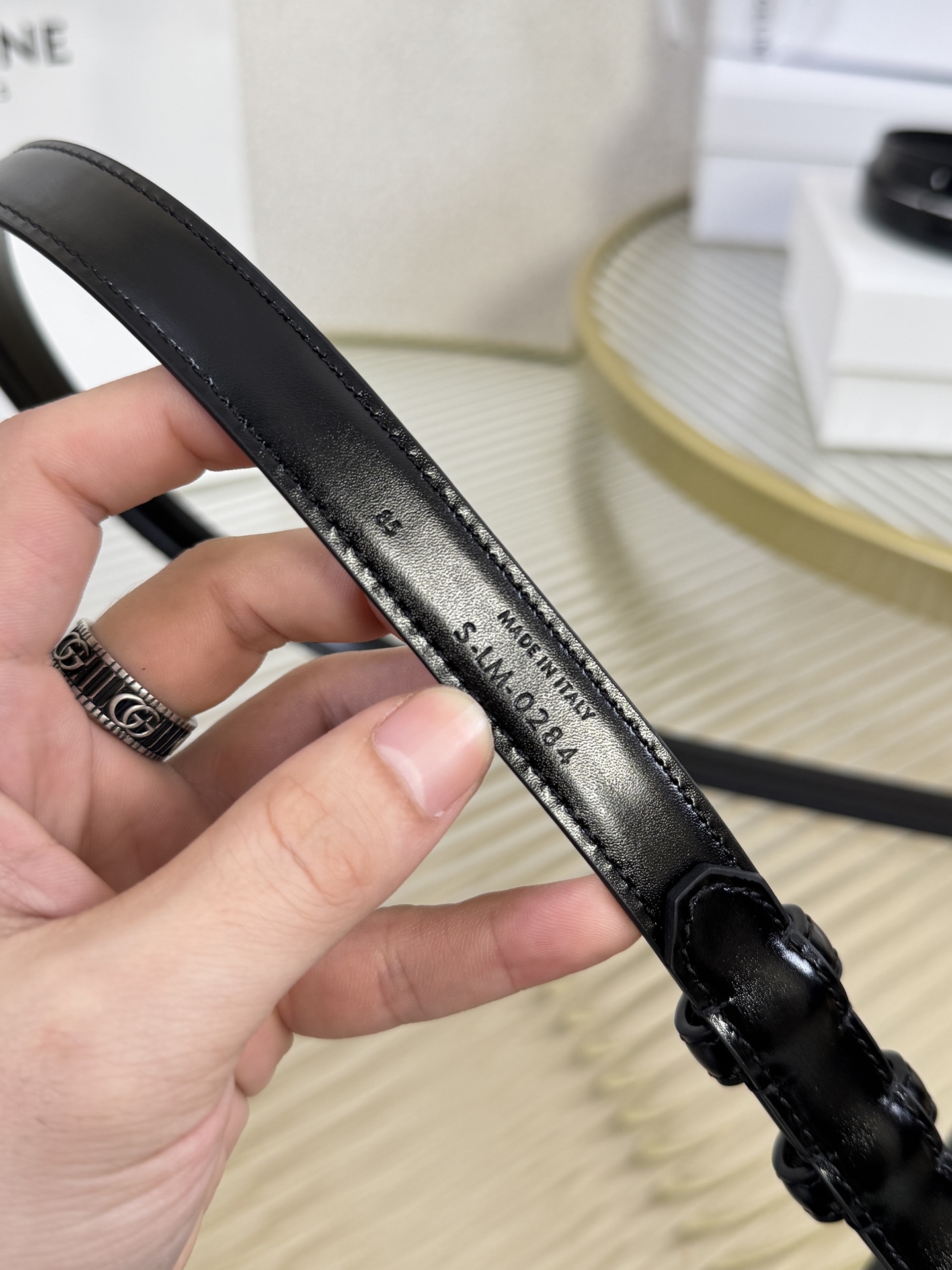 赛琳女装原单新款宽度:1.8cm精品凯旋门铜扣，正品复刻进口精选优质头层小牛皮，全粒面小牛皮，正版烫金l