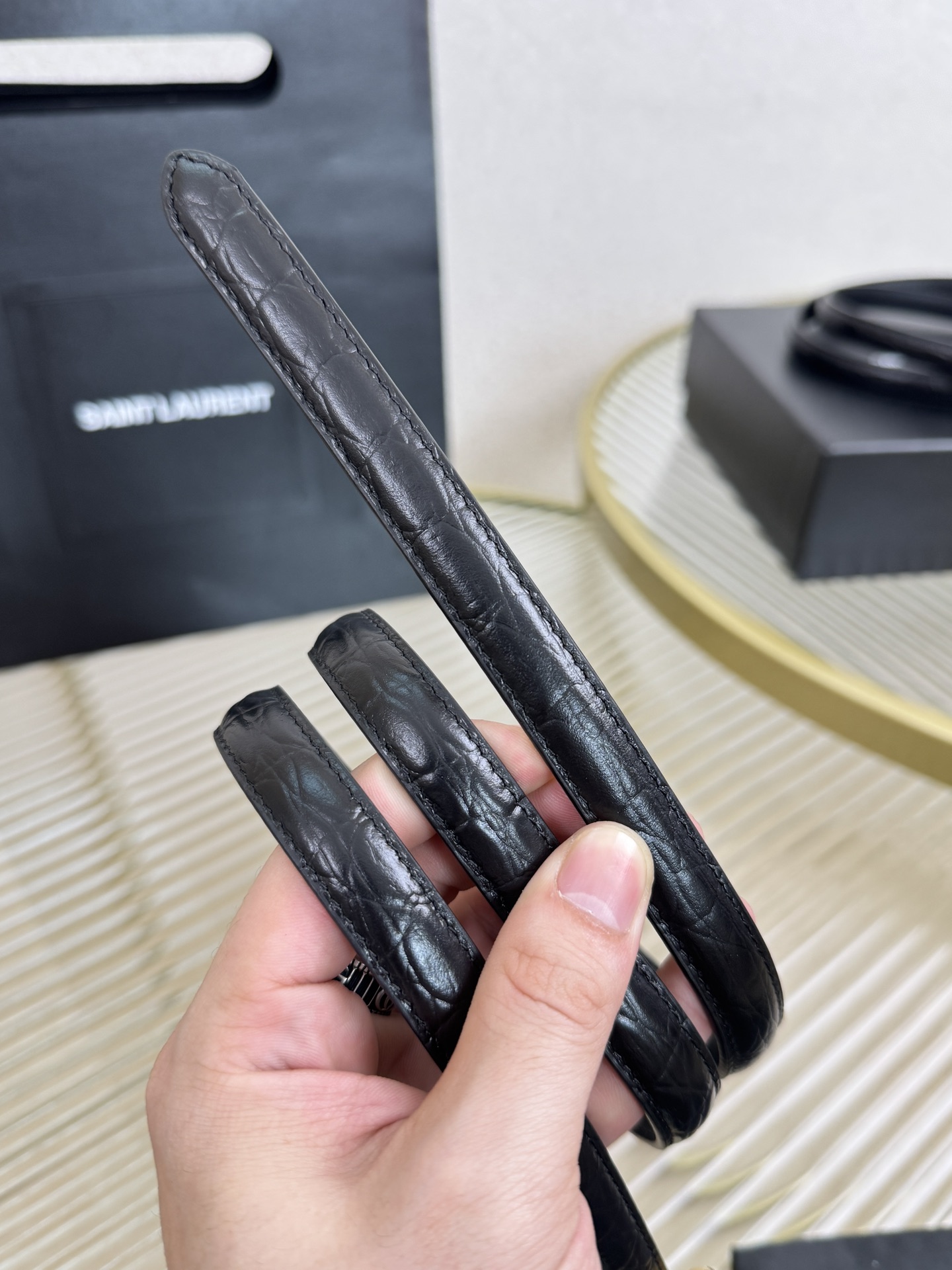 2026 开春秀款Saint Laurent 圣罗兰女士腰带皮带 原厂真金电渡扣头，意大利原厂皮，宽1.