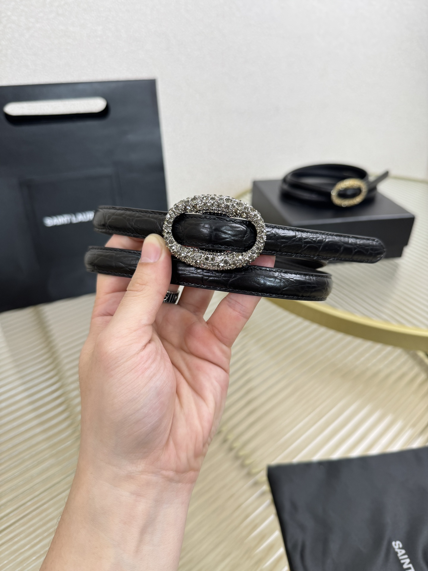 2026 开春秀款Saint Laurent 圣罗兰女士腰带皮带 原厂真金电渡扣头，意大利原厂皮，宽1.