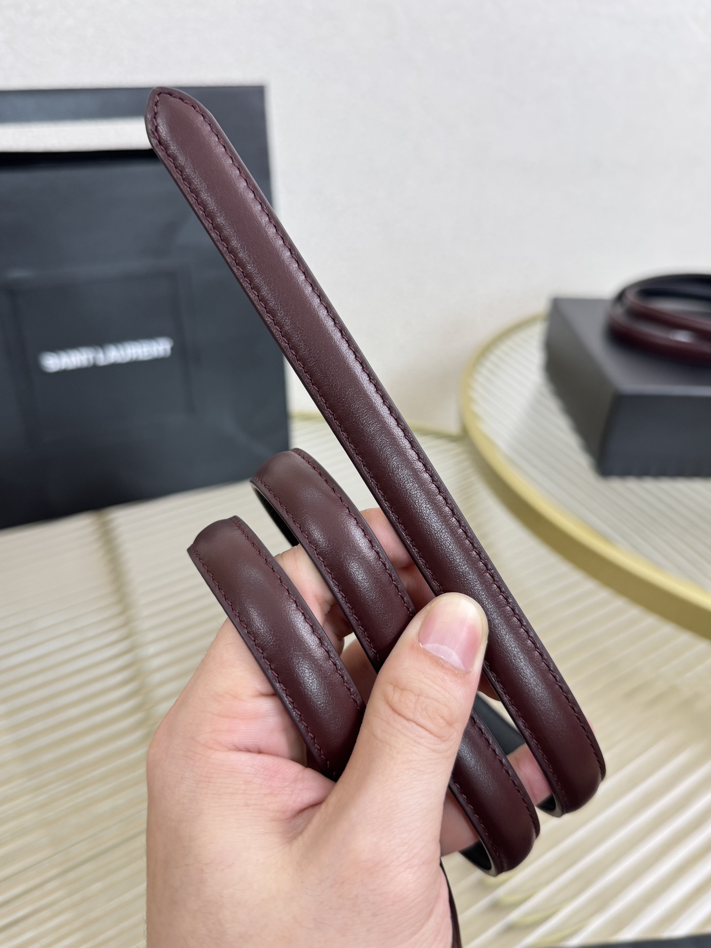 2026 开春秀款Saint Laurent 圣罗兰女士腰带皮带 原厂真金电渡扣头，意大利原厂皮，宽1.