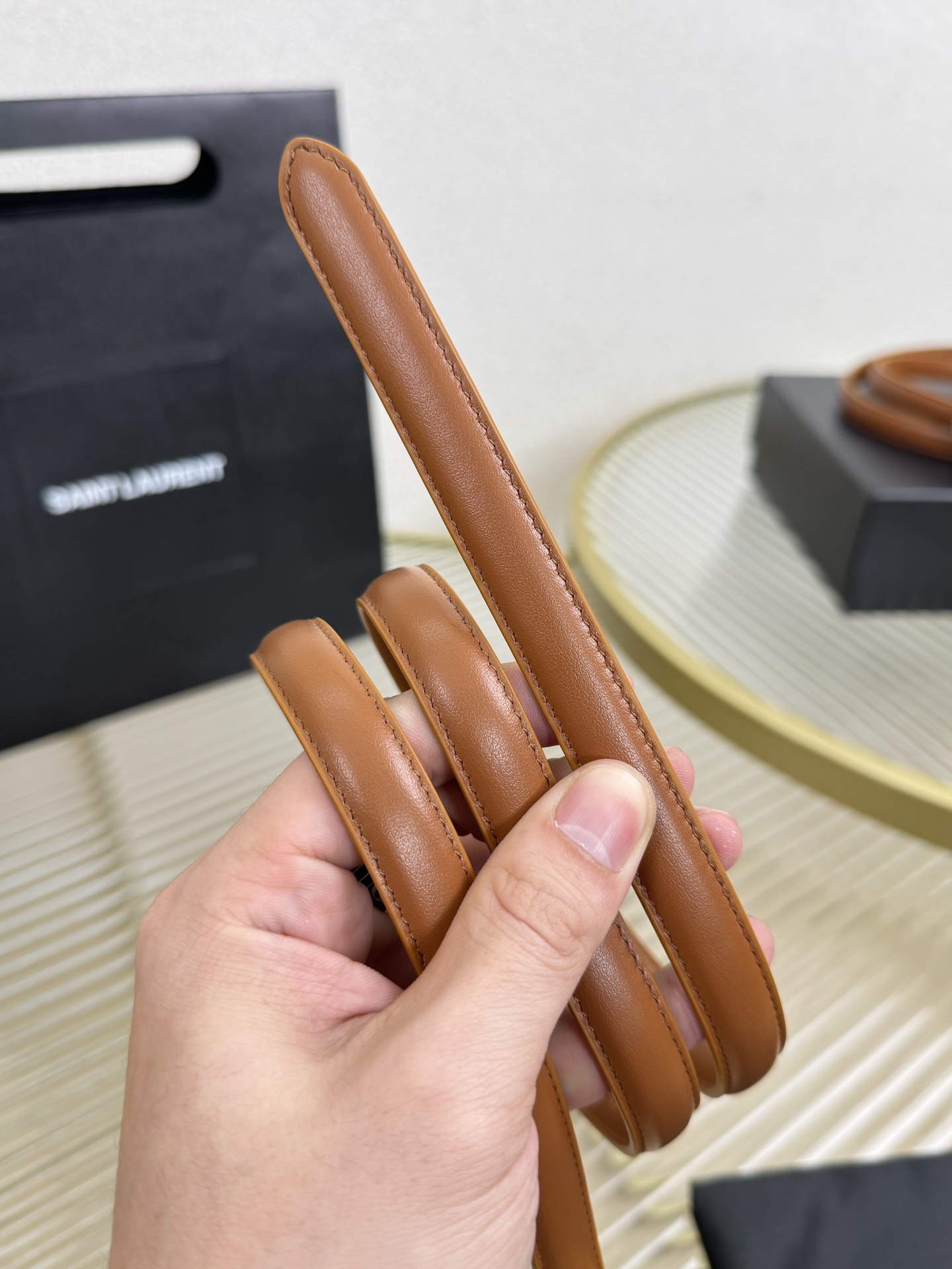 2026 开春秀款Saint Laurent 圣罗兰女士腰带皮带 原厂真金电渡扣头，意大利原厂皮，宽1.