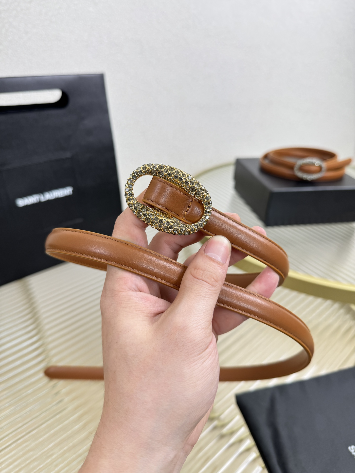 2026 开春秀款Saint Laurent 圣罗兰女士腰带皮带 原厂真金电渡扣头，意大利原厂皮，宽1.