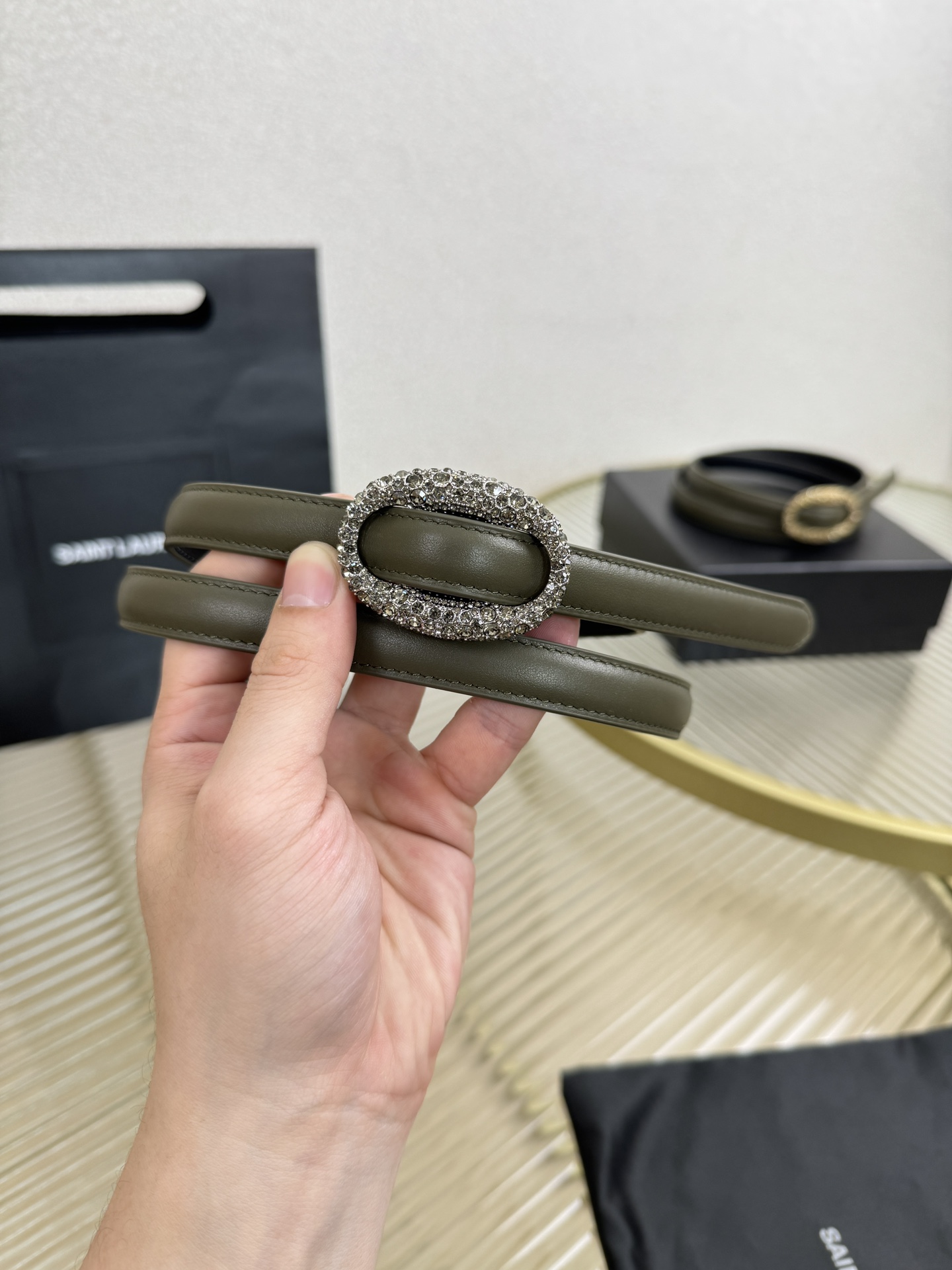 2026 开春秀款Saint Laurent 圣罗兰女士腰带皮带 原厂真金电渡扣头，意大利原厂皮，宽1.